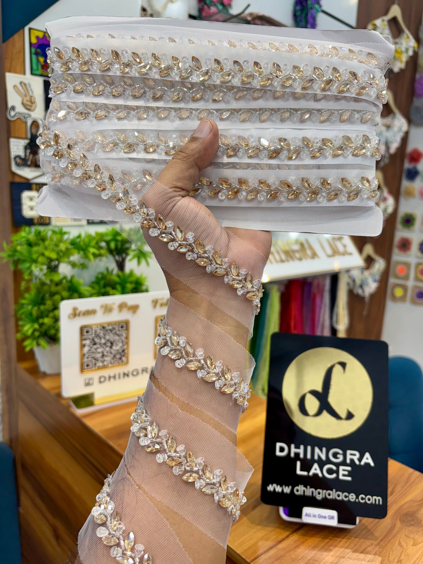 Beautiful Net Based Crystal Work Lace 141025