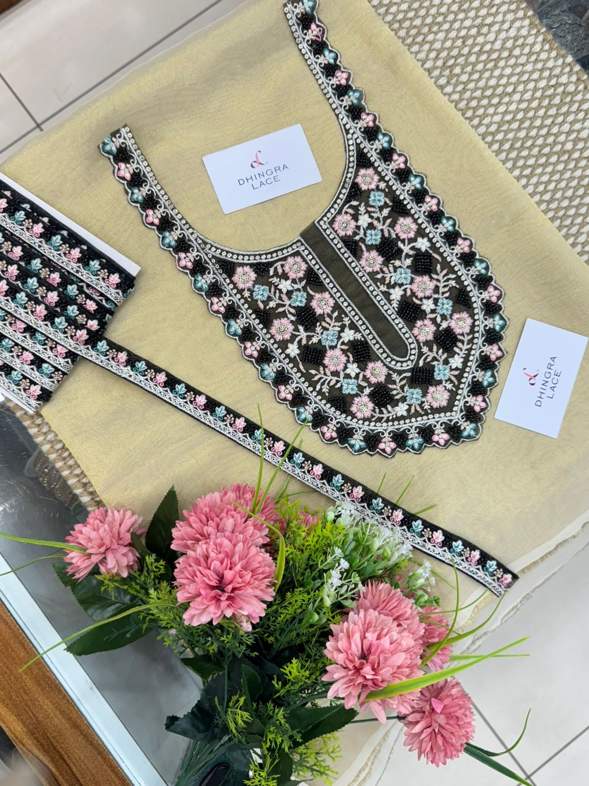 Beautiful Net Based Handwork Neck With 1 Meter Lace 060525