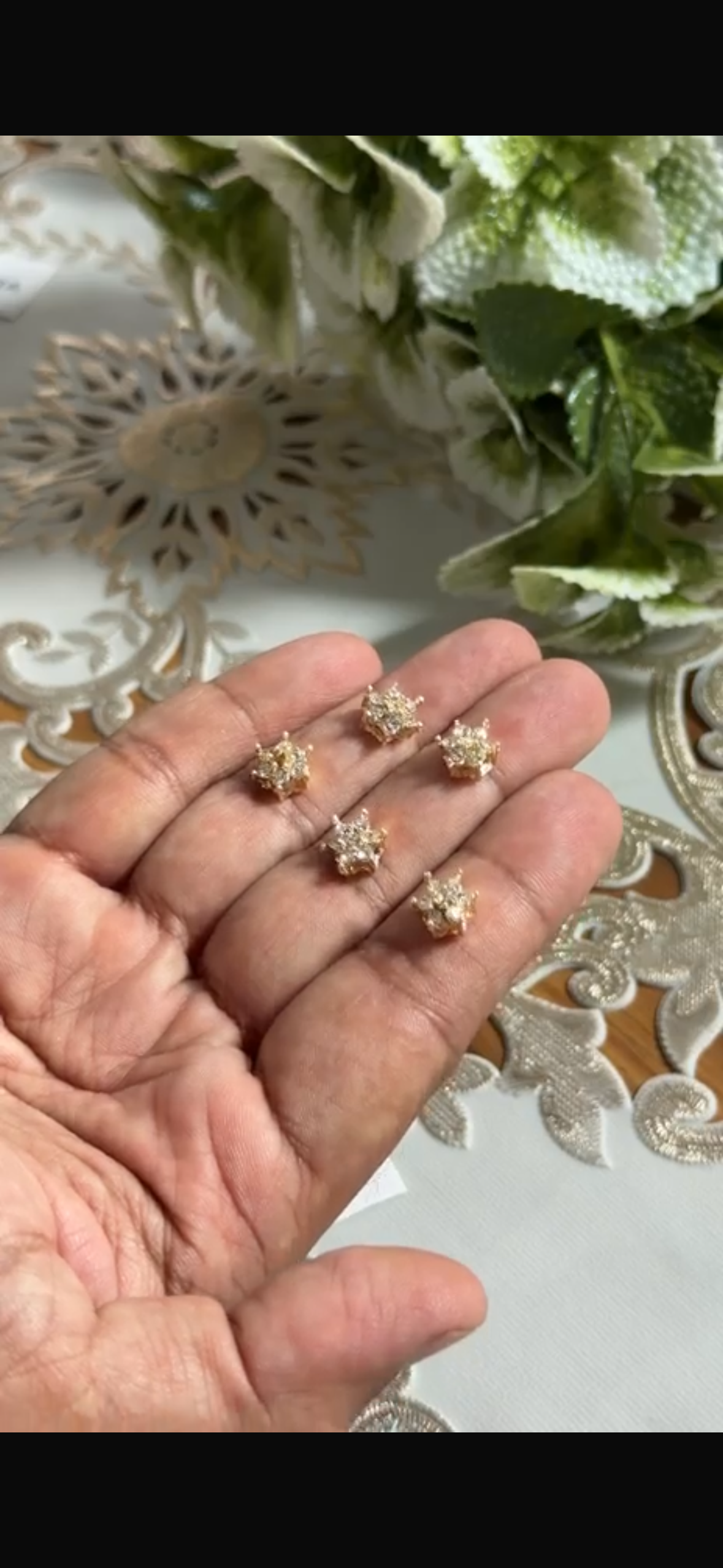 Beautiful Zarkan Work Buttons (6 Piece) 200826