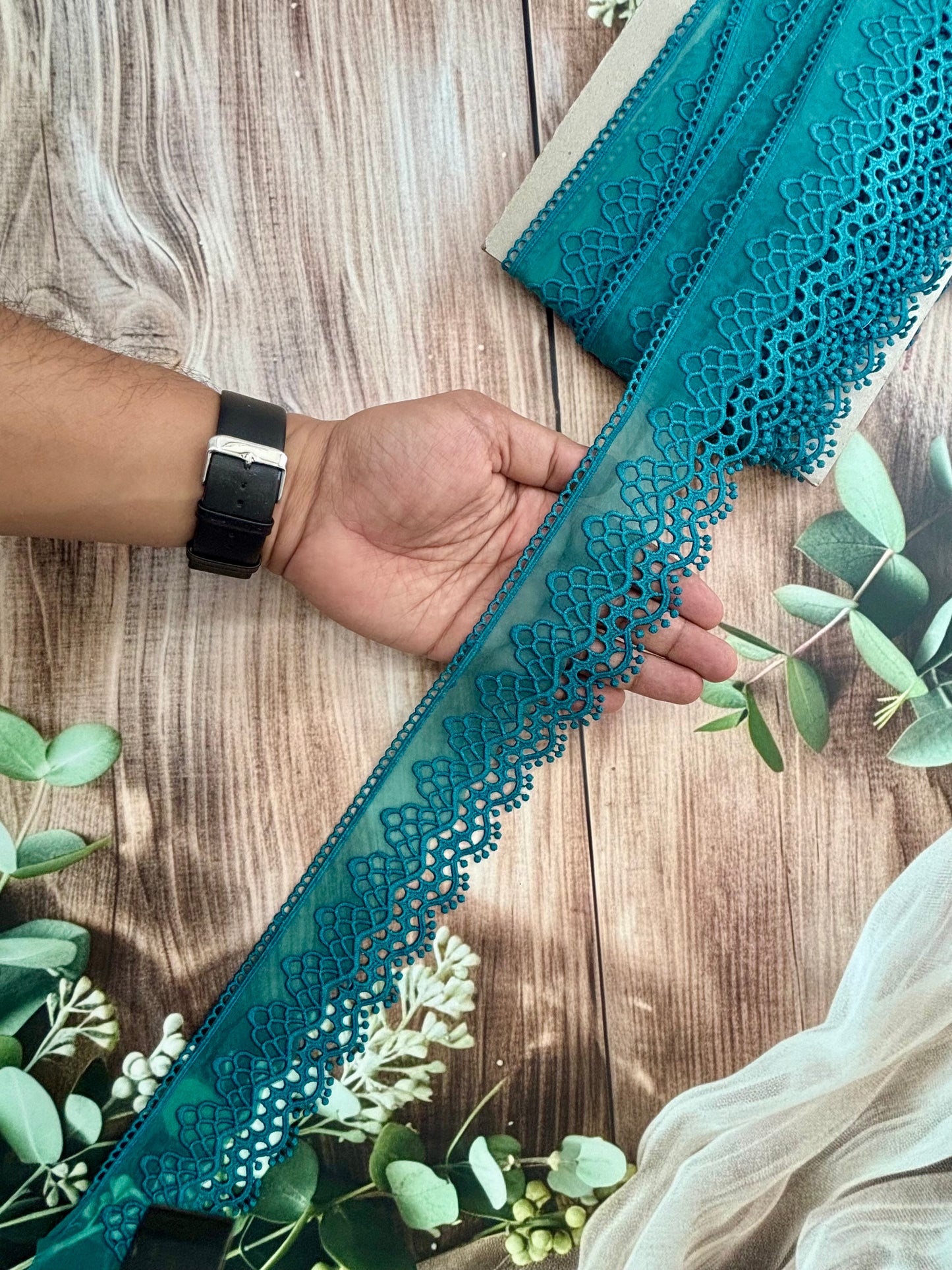Beautiful Organza Based Scallop Lace Medium Peacock Colourful 190226