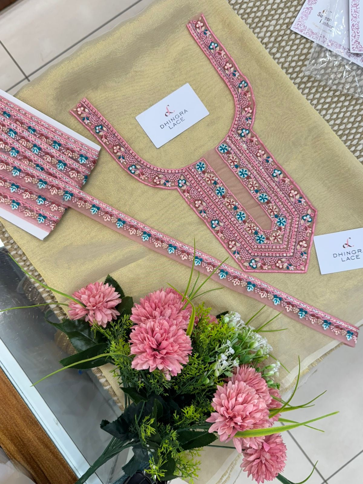 Beautiful Net Based Handwork Neck With 1 Meter Lace 060525