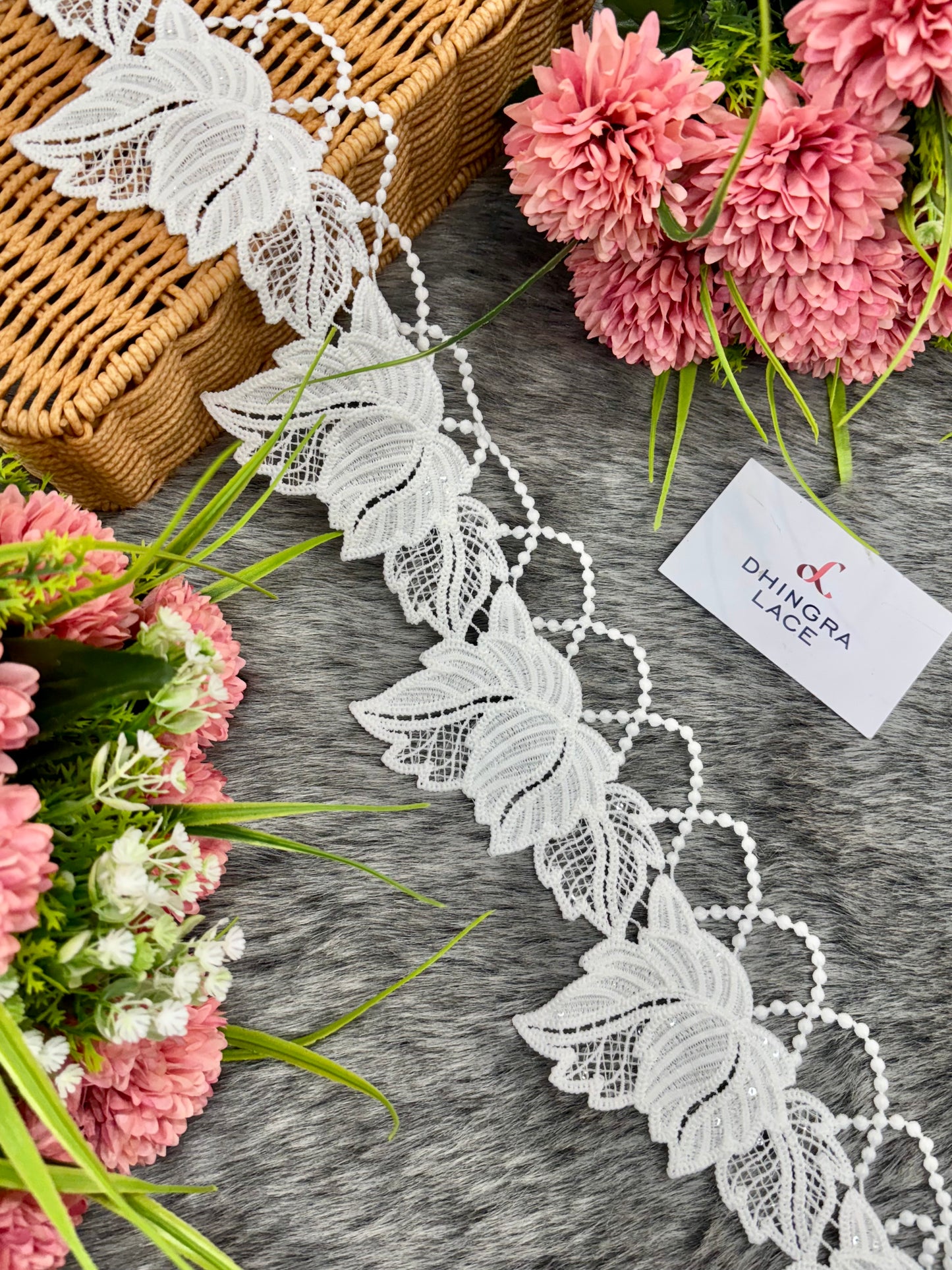 Beautiful Guipure Flower Lace 180325