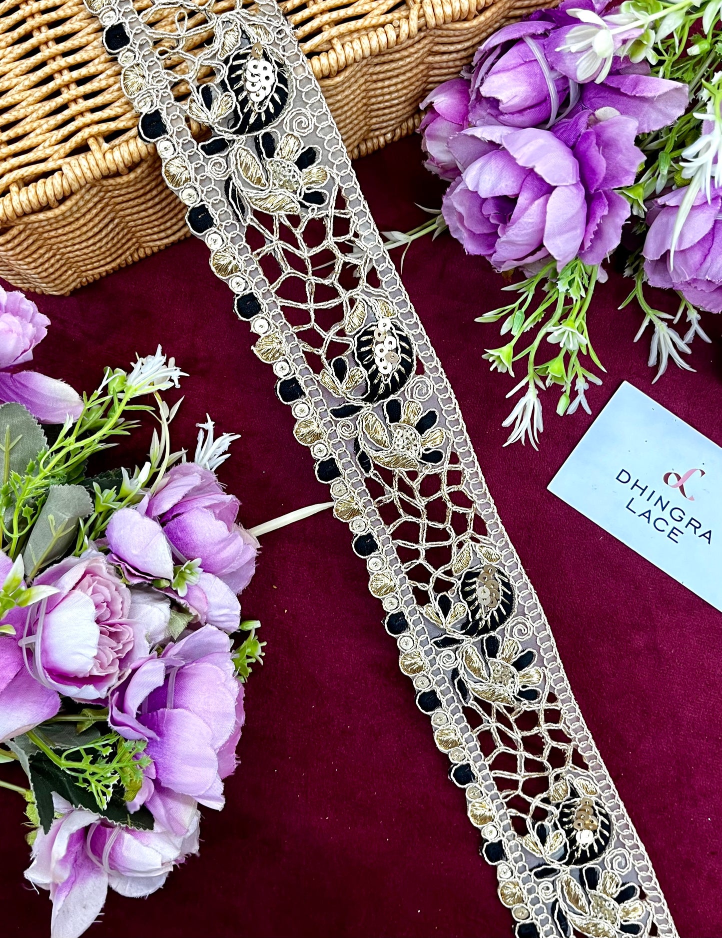 Beautiful Cutwork Zari And Threadwork Lace 151124