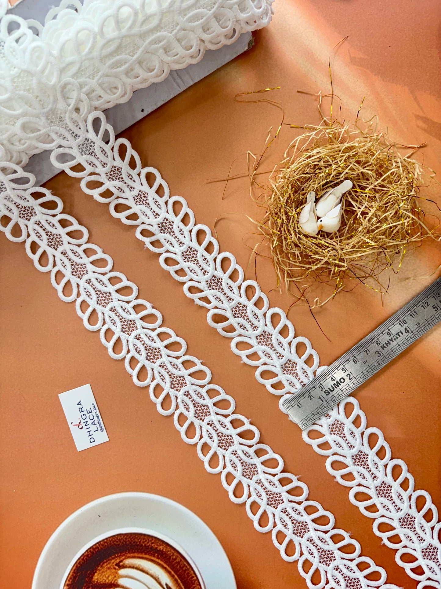 Beautiful Guipure Summer Lace White 3 Yard (2.7 Meters) Medium 060326/120326