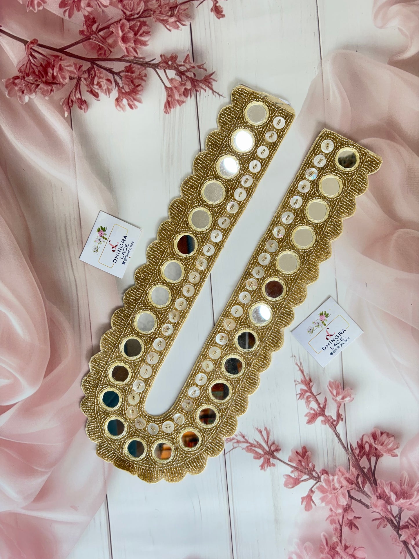 Beautiful Handwork Gold Mirror Neck 201025