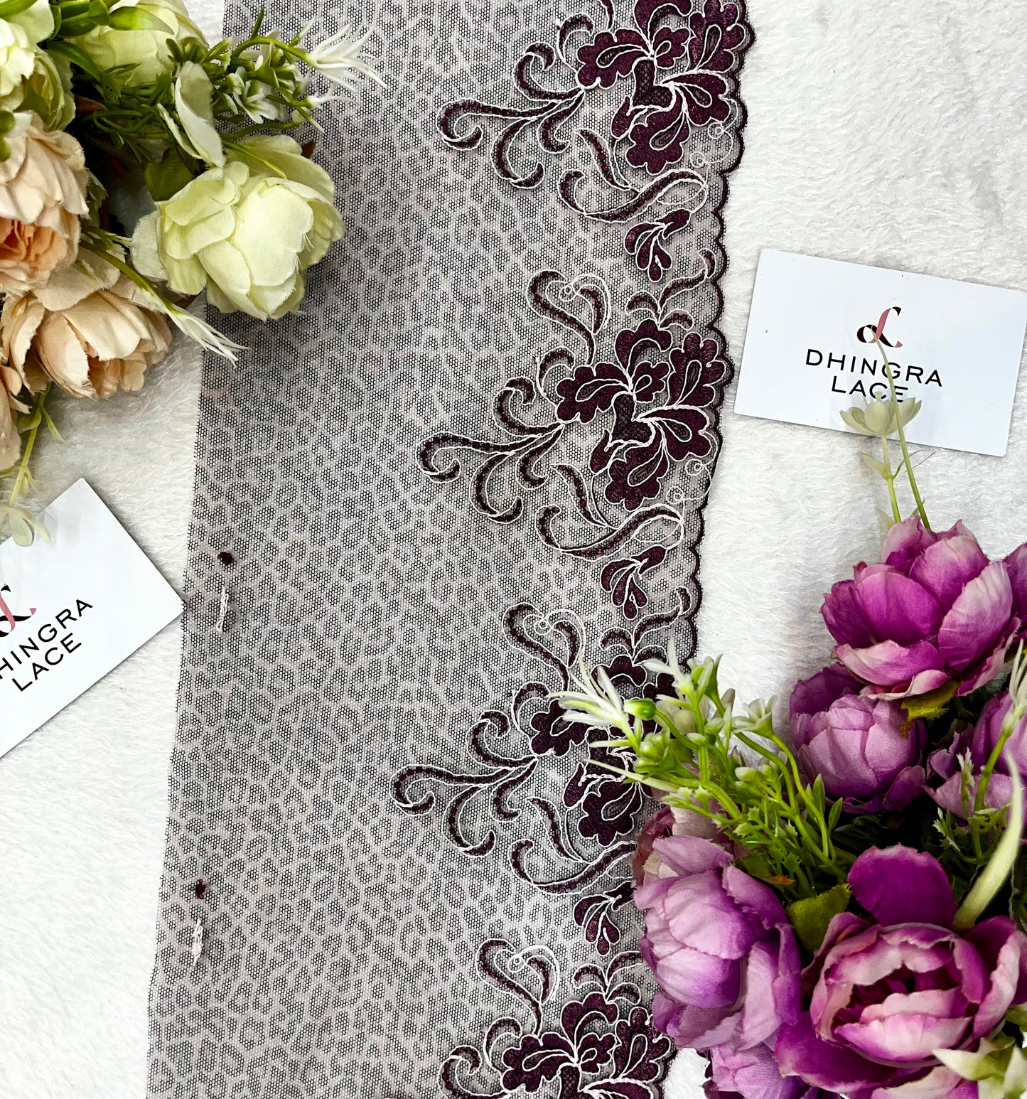 Beautiful Net Based 8 Inches Broad Lace 150824