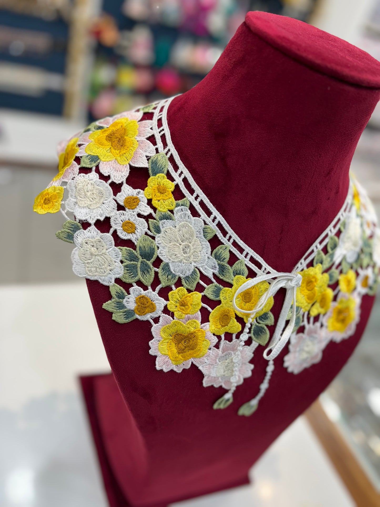 Beautiful Guipure Multicolour Cape Collar 090125
