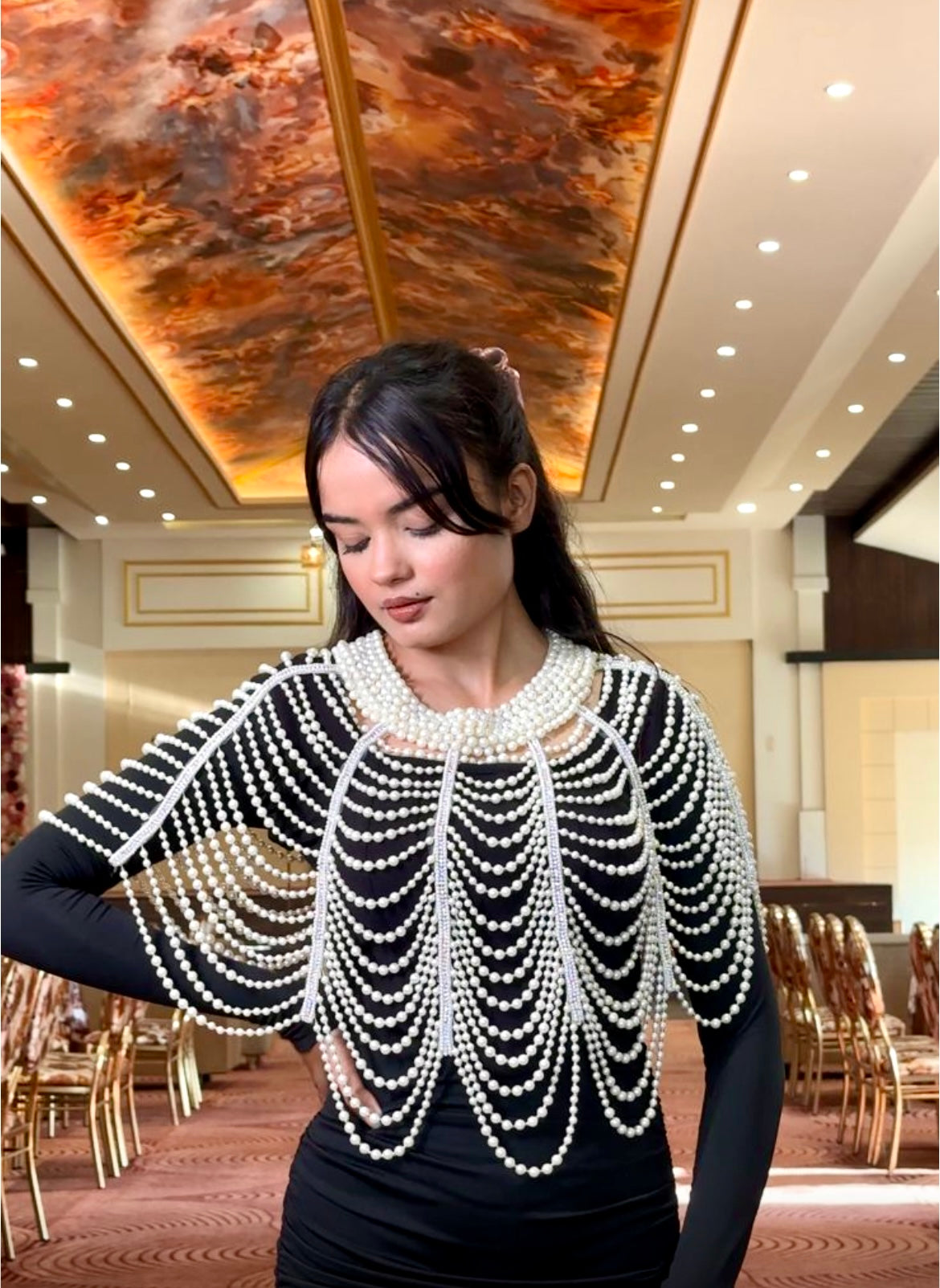 Beautiful Pearl Cape 100924