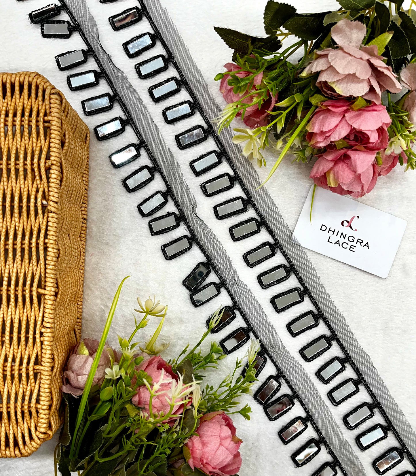 Beautiful Mirror And Cutpipe Work Hanging Lace Black 071024