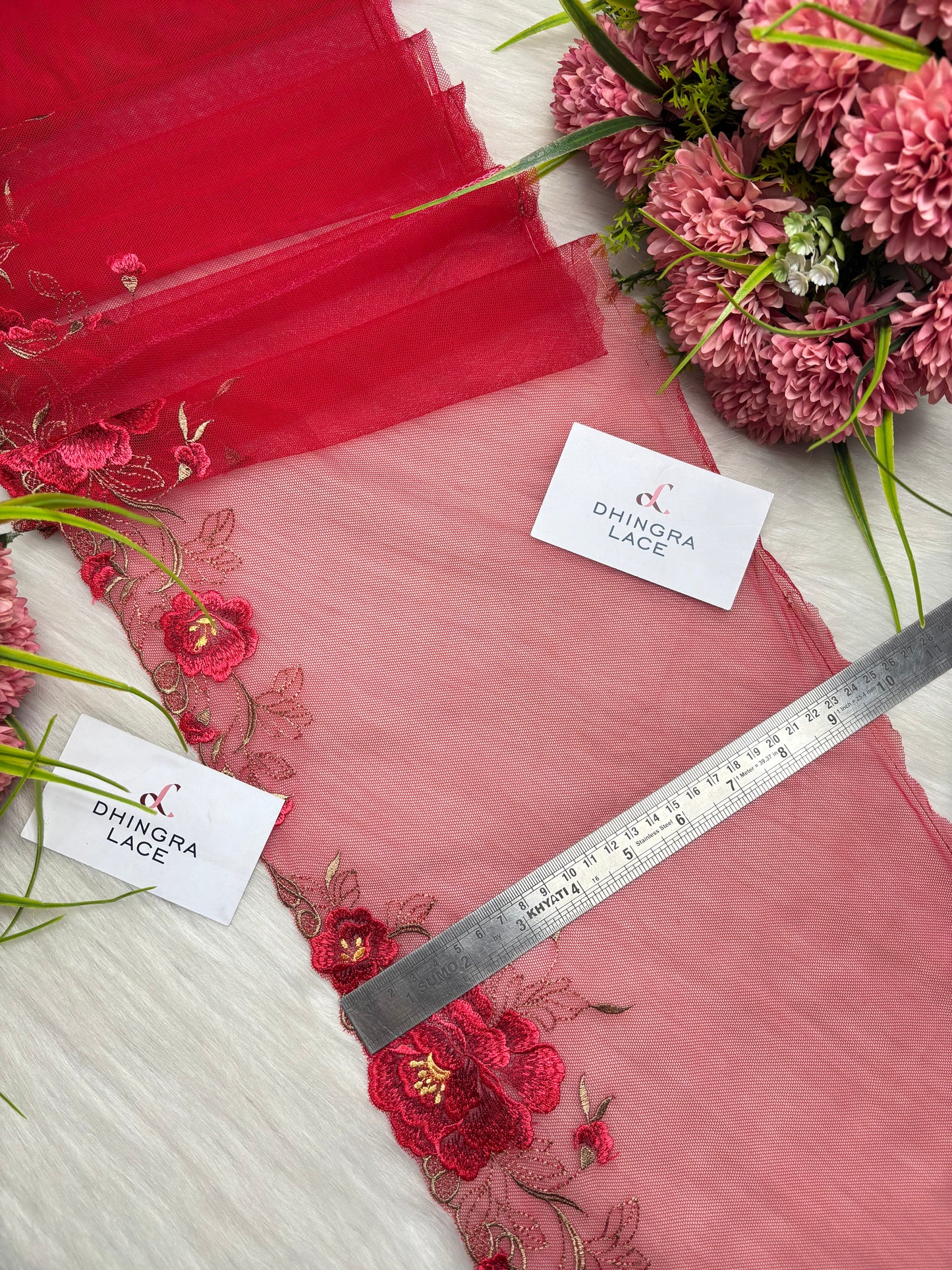 Beautiful Net Based 9 Inches Broad Lace Red 010425