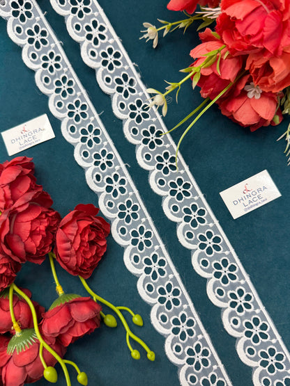 Beautiful Organza Based Scallop 1.5 Inches Broad Lace (9 Meters) 300526/050626