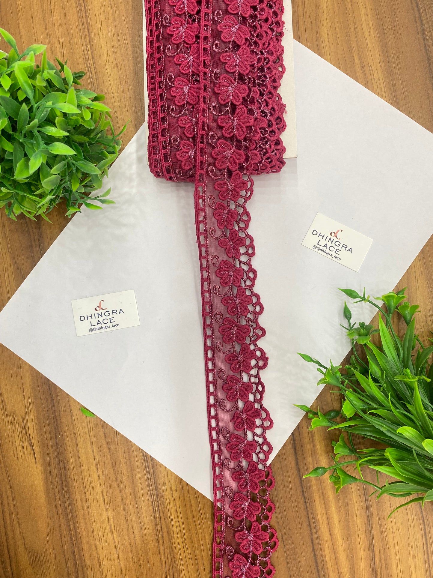 Beautiful Net Based Zari Work Guipure Lace (1 Meter) 090626