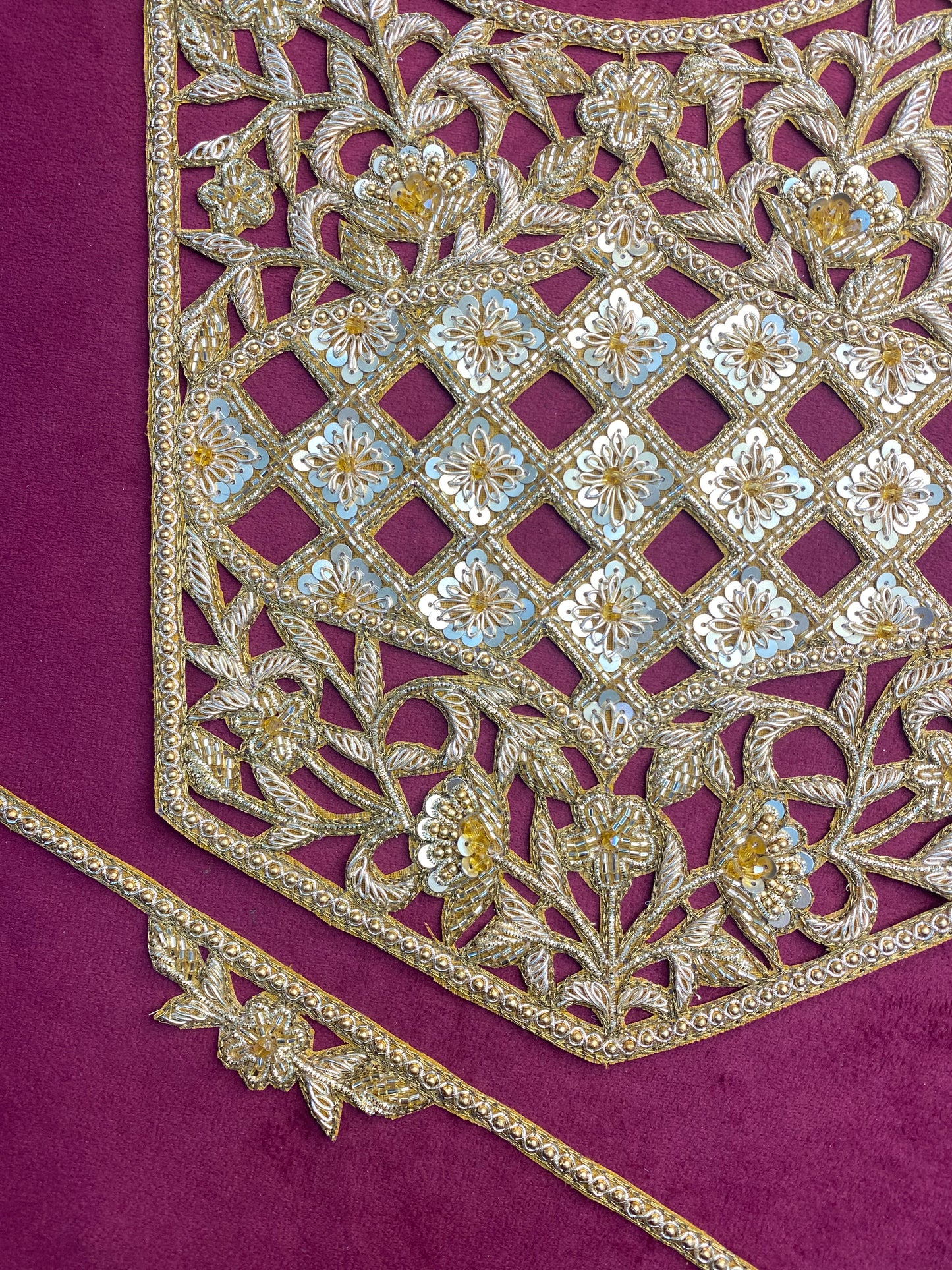 Beautiful Zardozi work Neck Patches With Sleeves Gold 010126