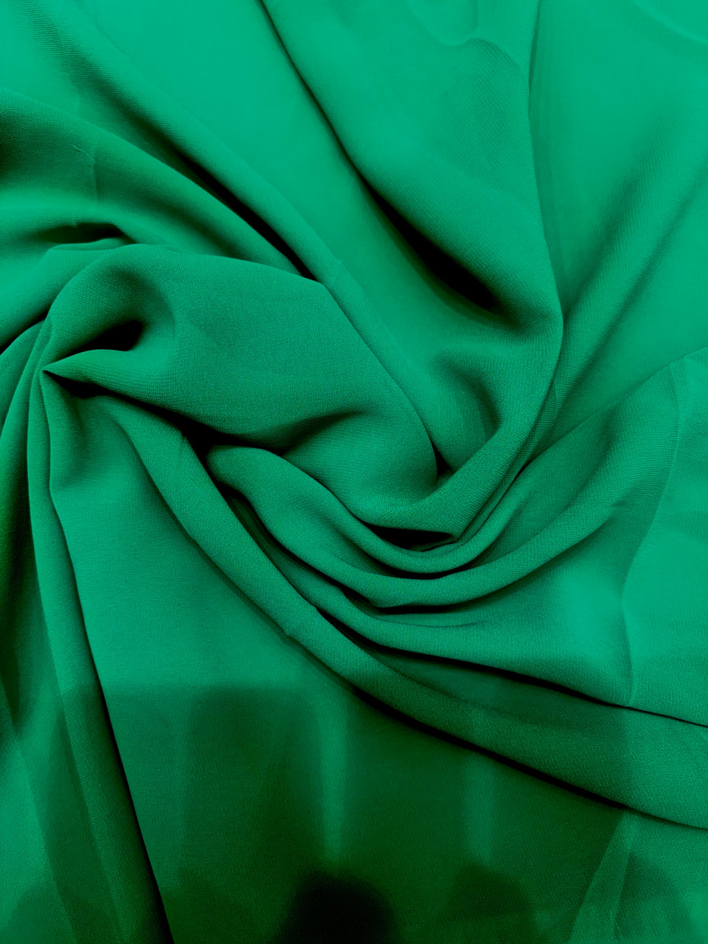 Super Fine Quality Georgette Fabric For Saree Salwar Kameez Gown & Dress, Width 44 Inches