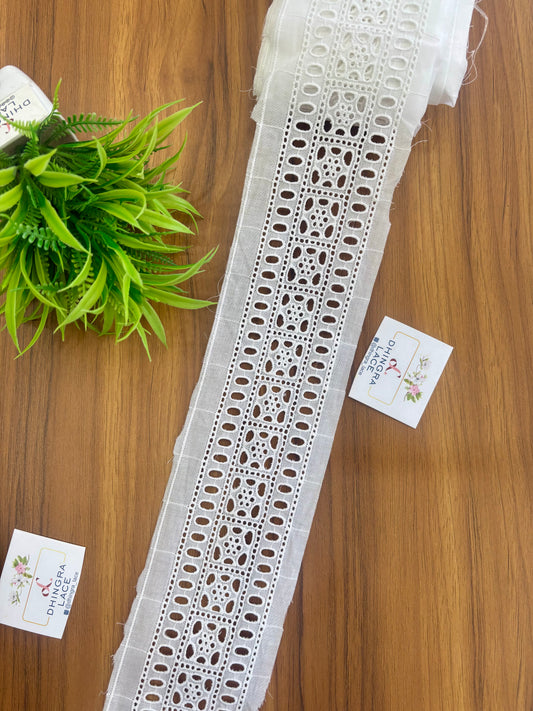 Beautiful Pure Cotton Hakoba Lace White Medium 3.5 Inches Broad 140426