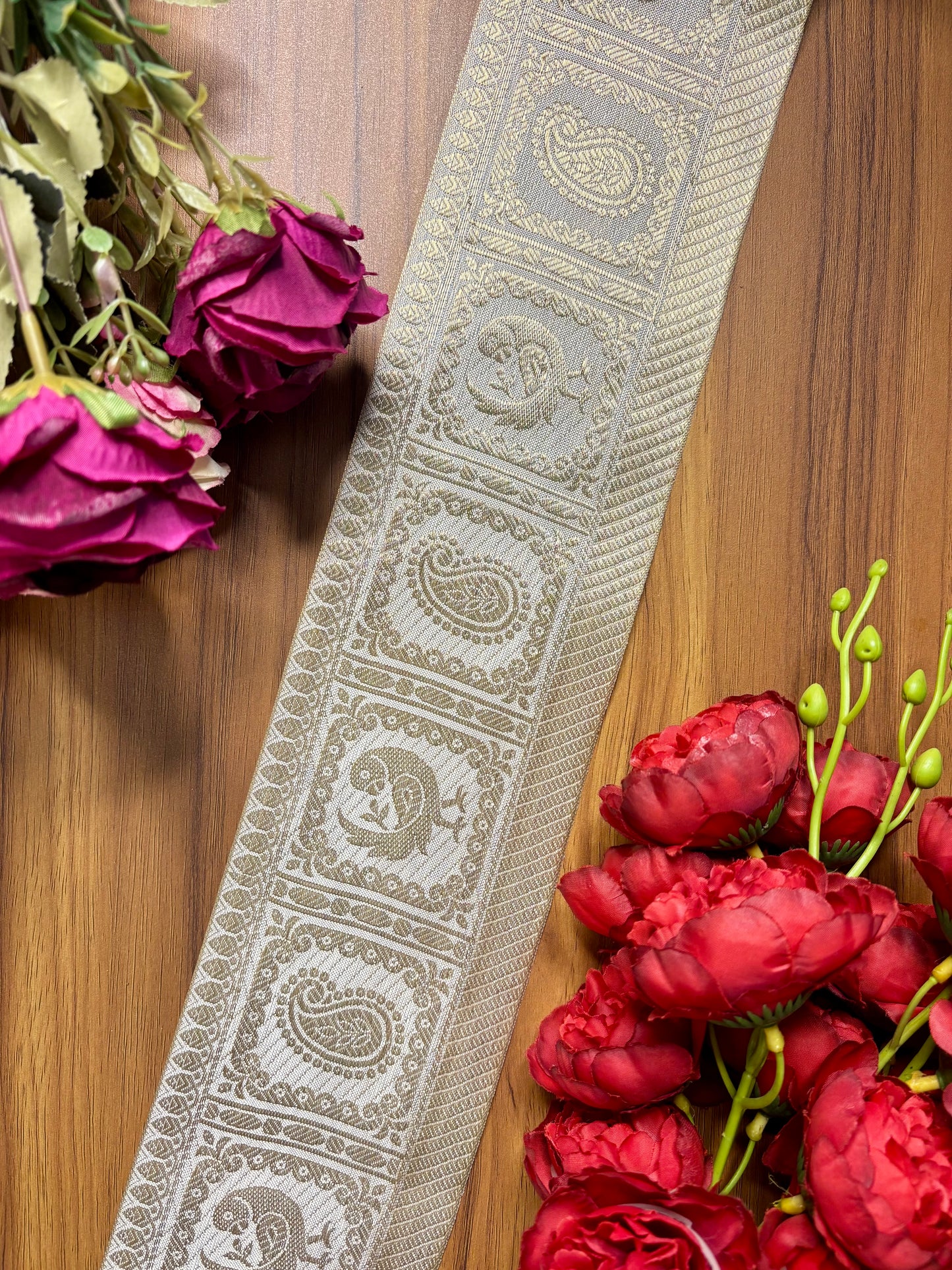 Beautiful Banarasi Lace 310126