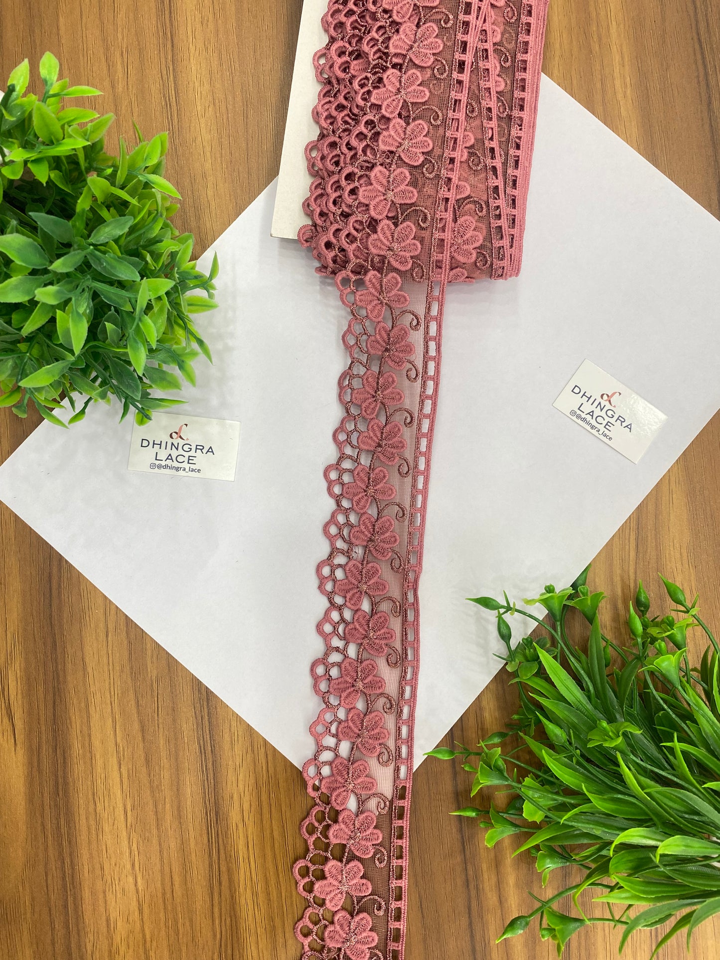 Beautiful Net Based Zari Work Guipure Lace (1 Meter) 090626