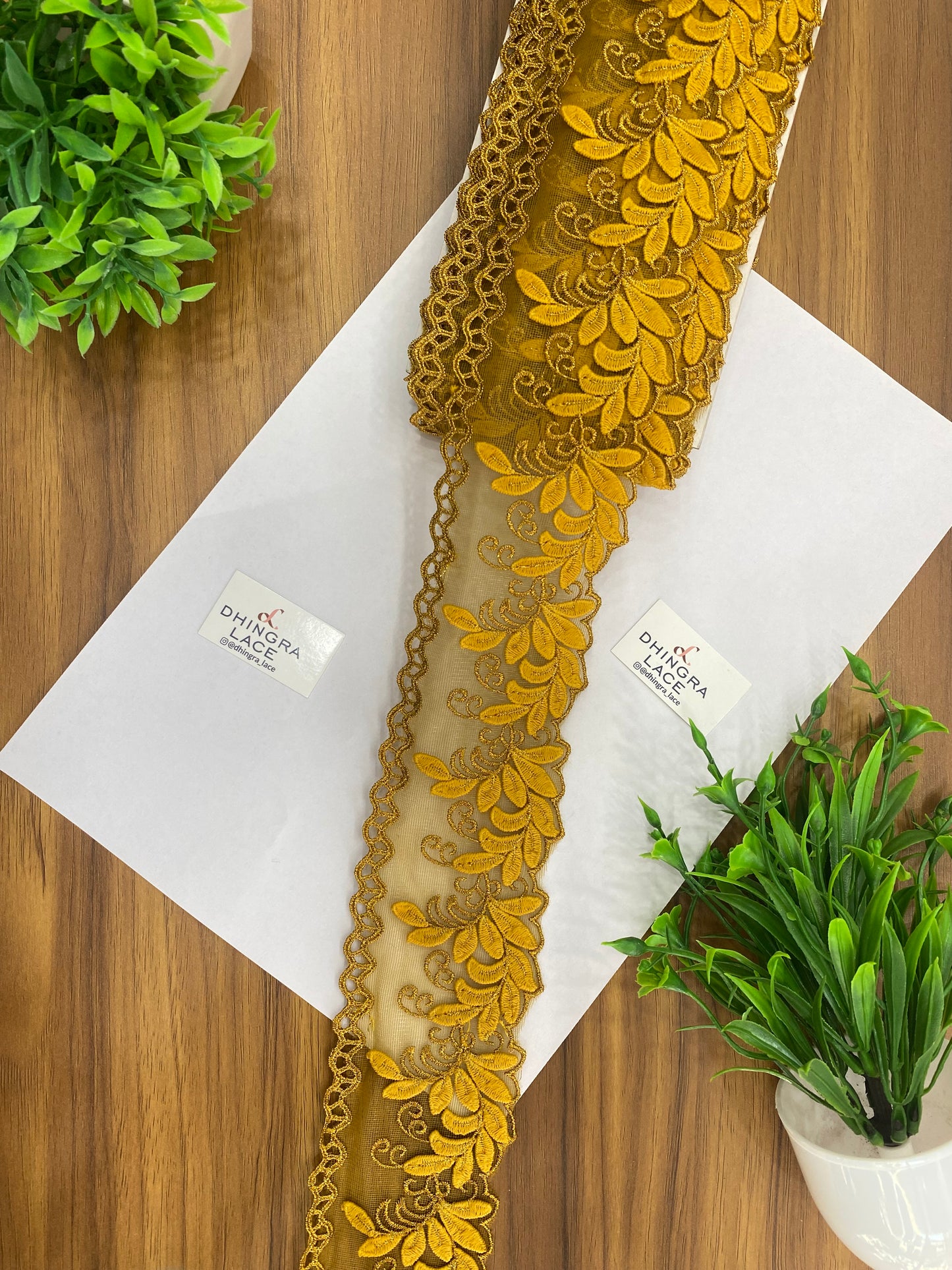 Beautiful Net Based Zari Work Guipure Lace (1 Meter) 090626/120626