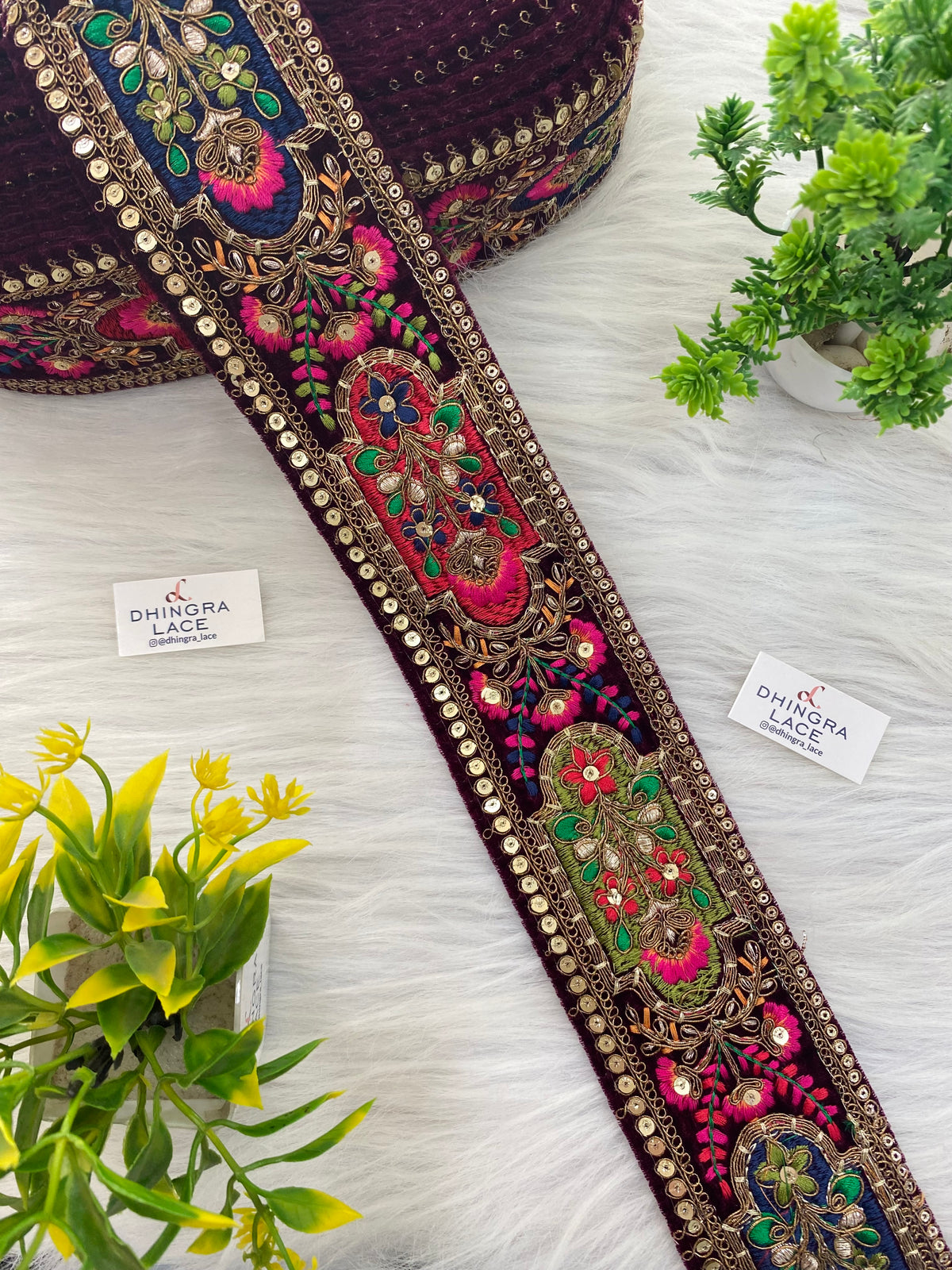 Velvet Based Multithread Work Zari Border (9 Meters) 011026