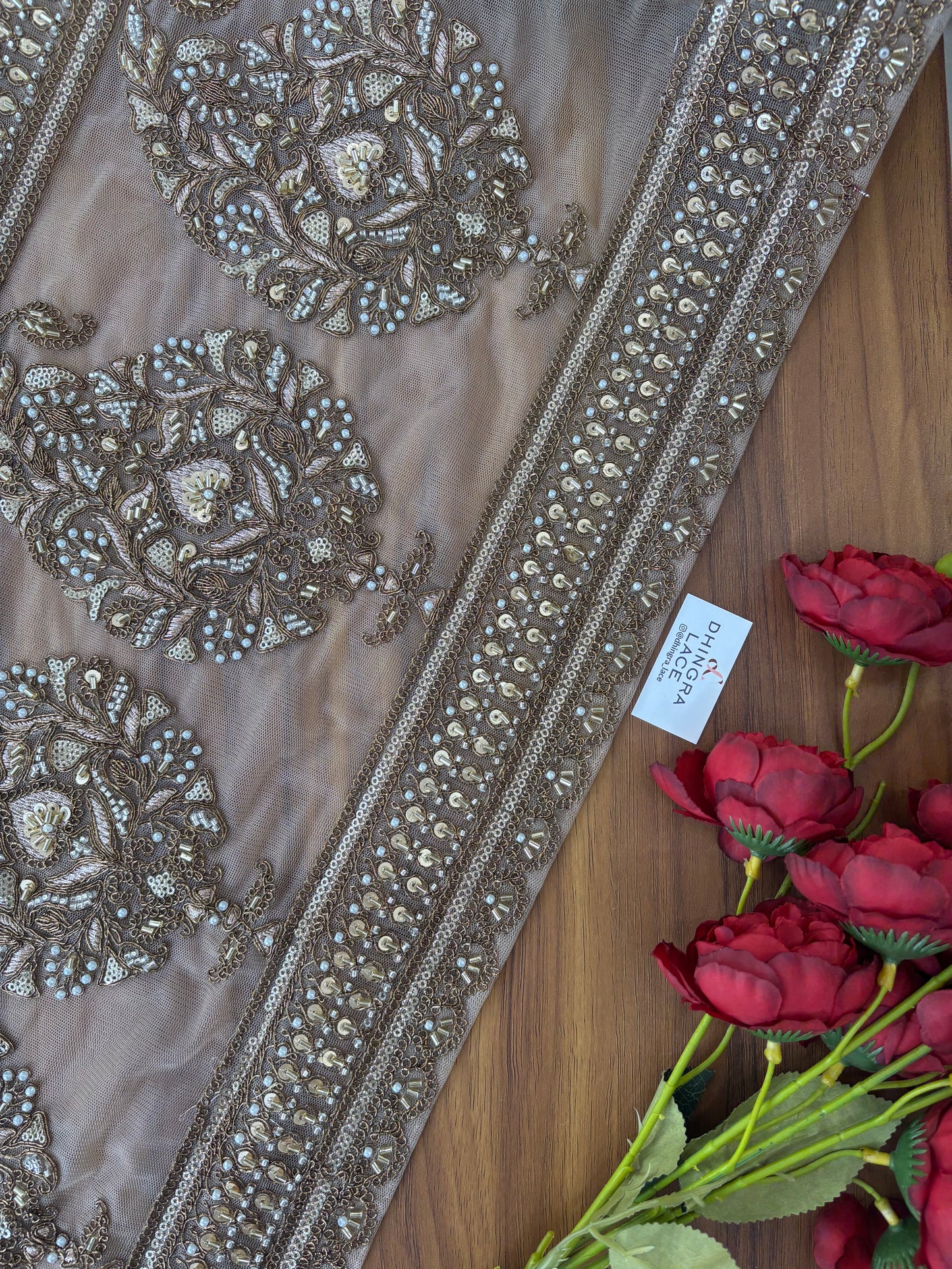 Beautiful Net Based Sequence And Cutpipe Work 13 Inches Broad Border Antique Gold 300126