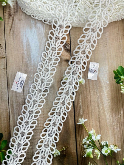 Beautiful Guipure Lace White 020326