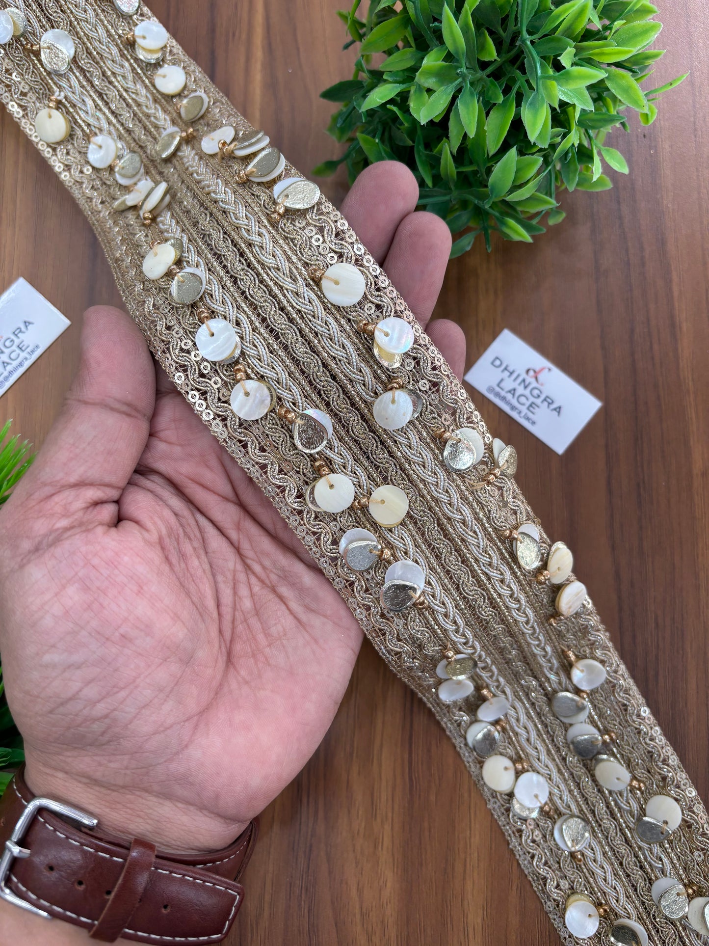 Jhalmuri Lace Hanging Seqins Shells & Scrumble Kiran 1.5 Meters 300426