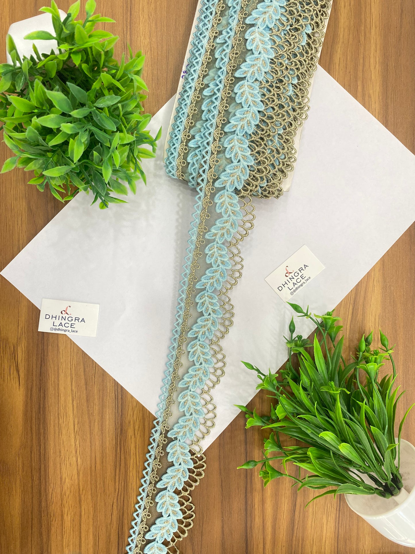 Beautiful Net Based Zari Work Guipure Lace (1 Meter) 090626