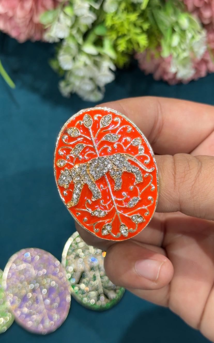 Beautiful Zarkan Work Metal Brooches (1 Piece) 030726