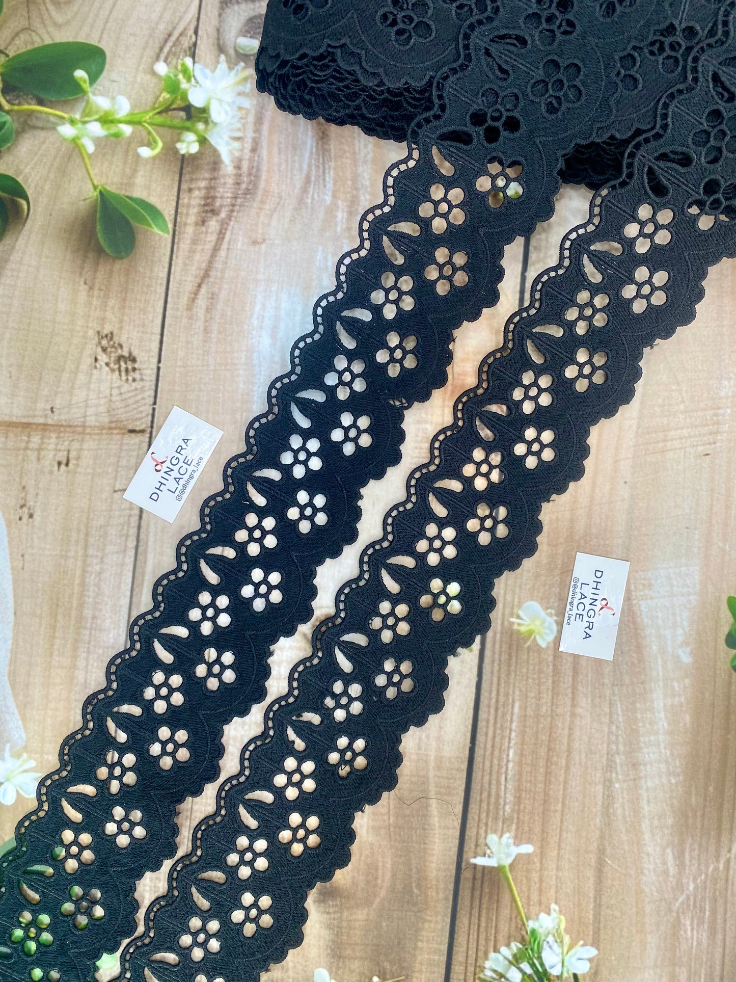 Beautiful Guipure Lace Black 020326