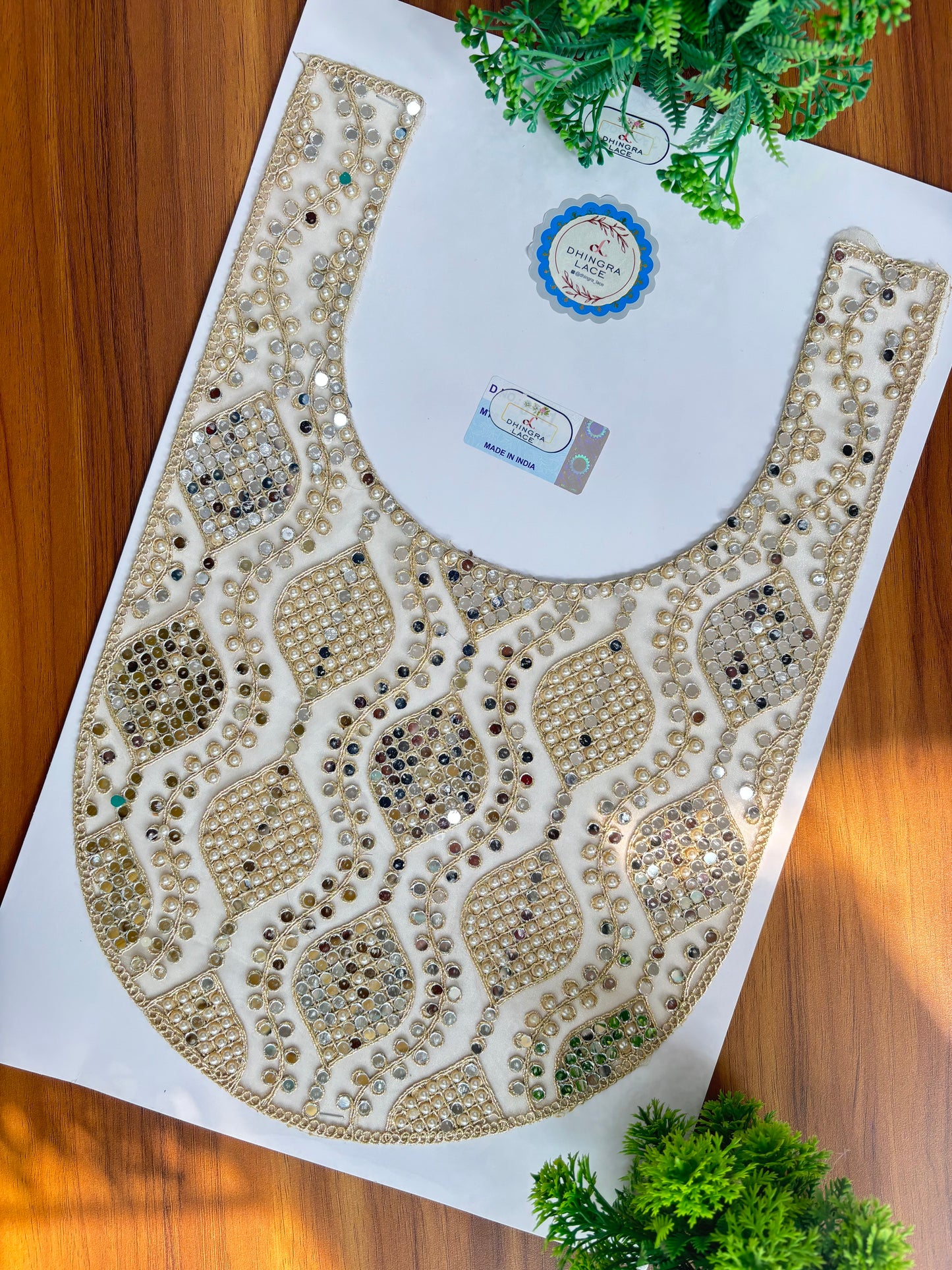 Beautiful Mirror And Pearls Work Neck Patch 200126