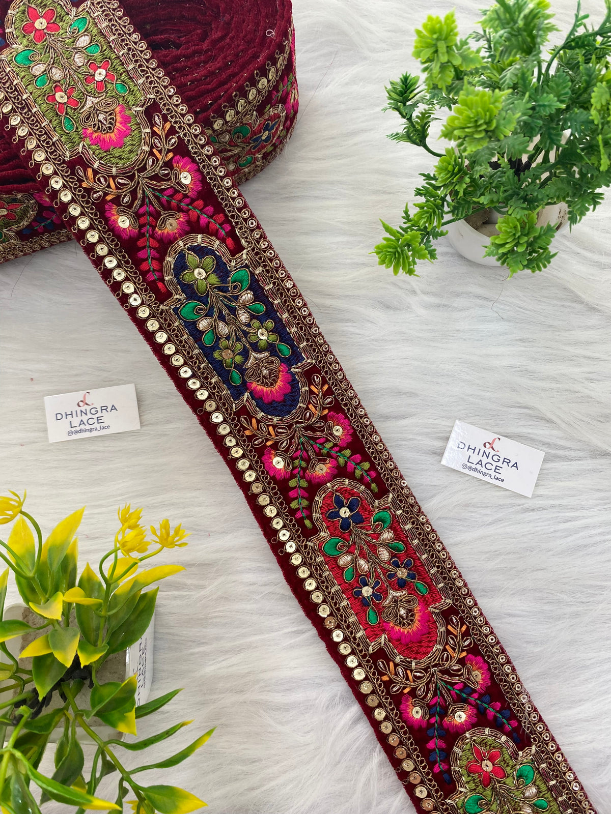 Velvet Based Multithread Work Zari Border (9 Meters) 011026