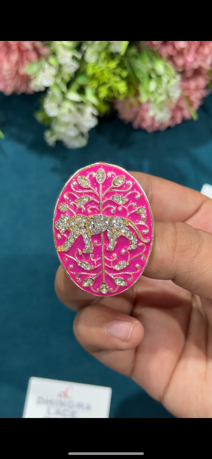 Beautiful Zarkan Work Metal Brooches (1 Piece) 030726
