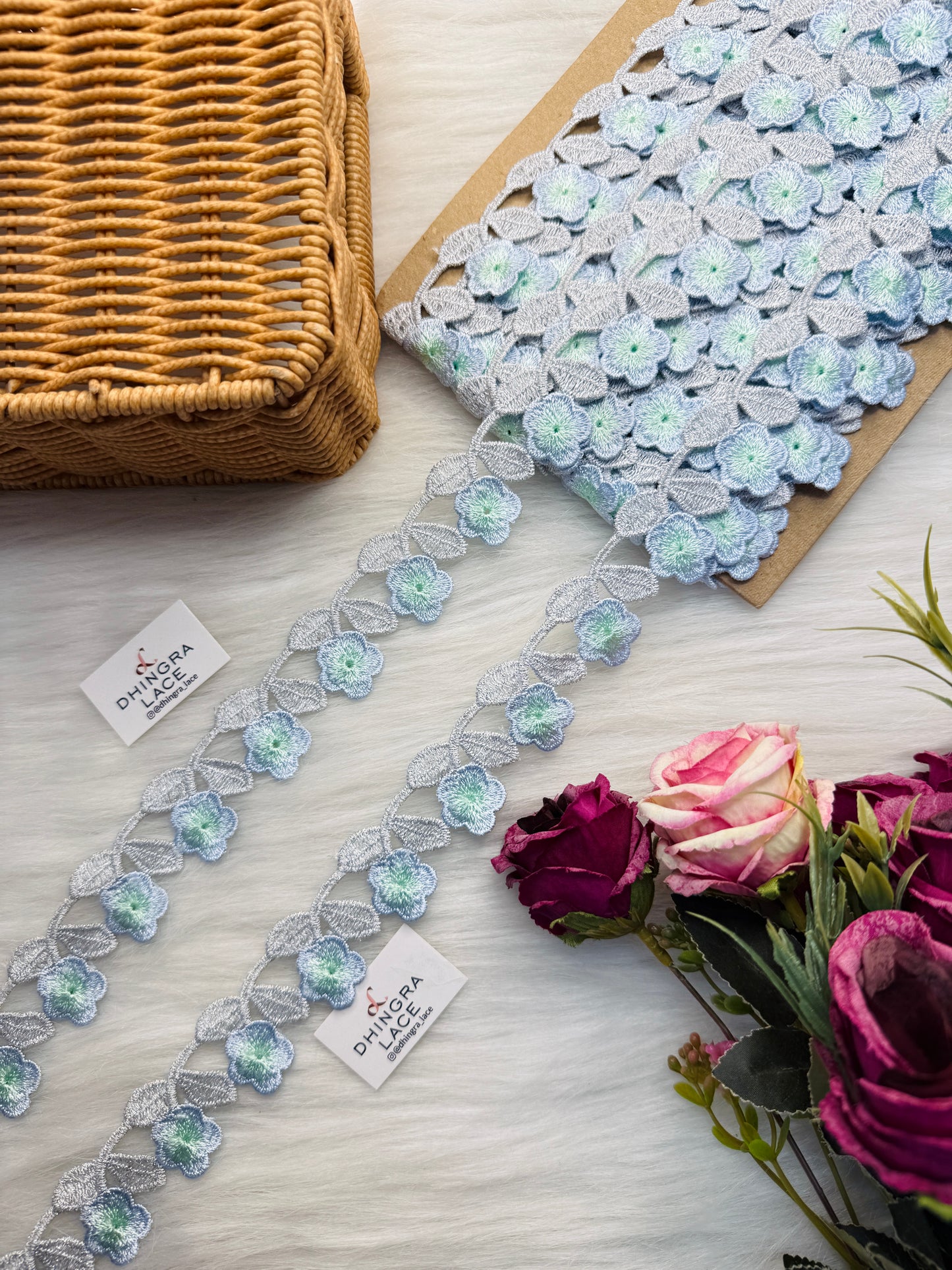 Beautiful Guipure Multicolour Flower Lace Medium (1 Meter) 090526