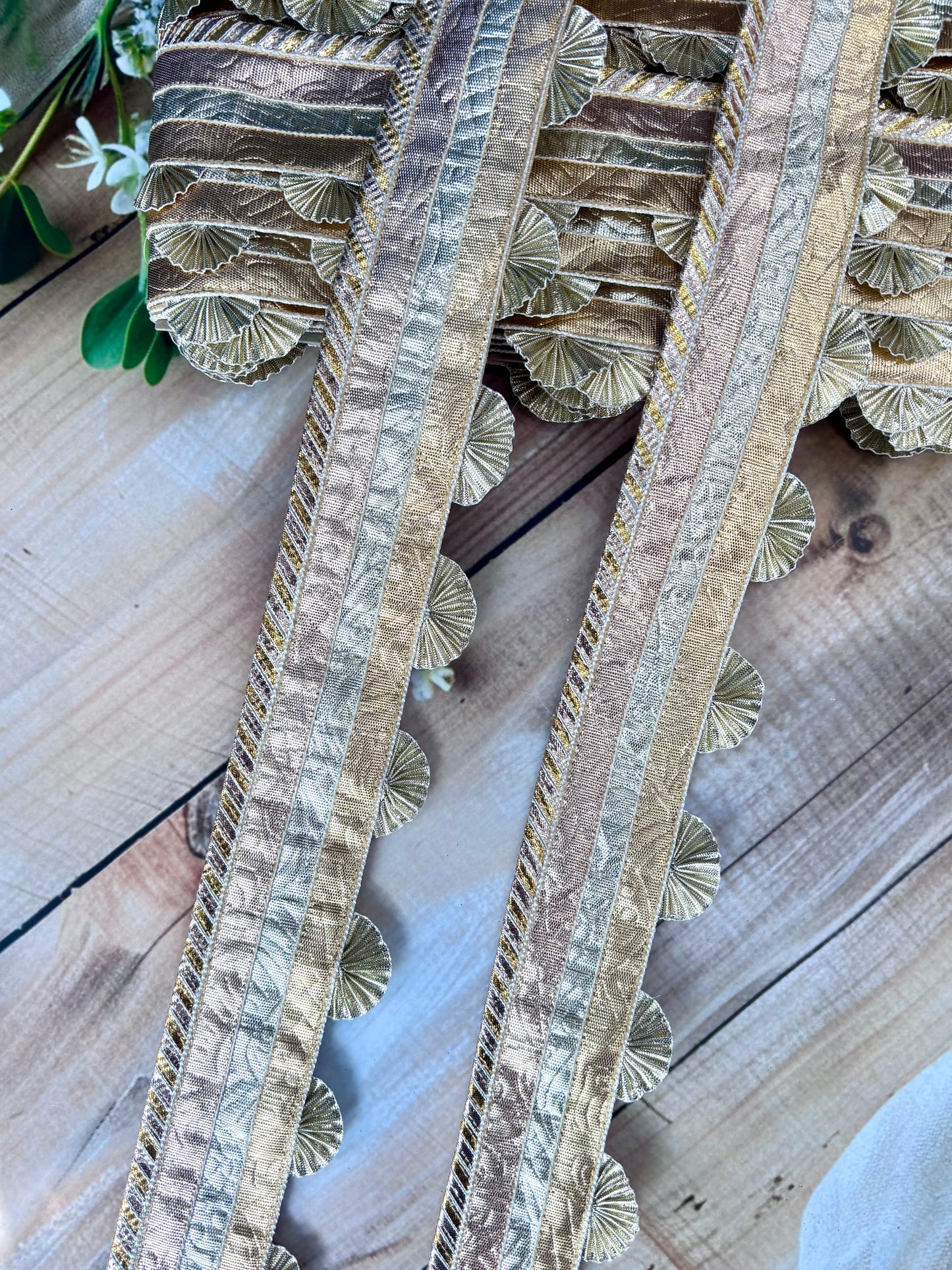 Beautiful Multicolour Gotta Flower Lace 131125 ( 9 Meters )