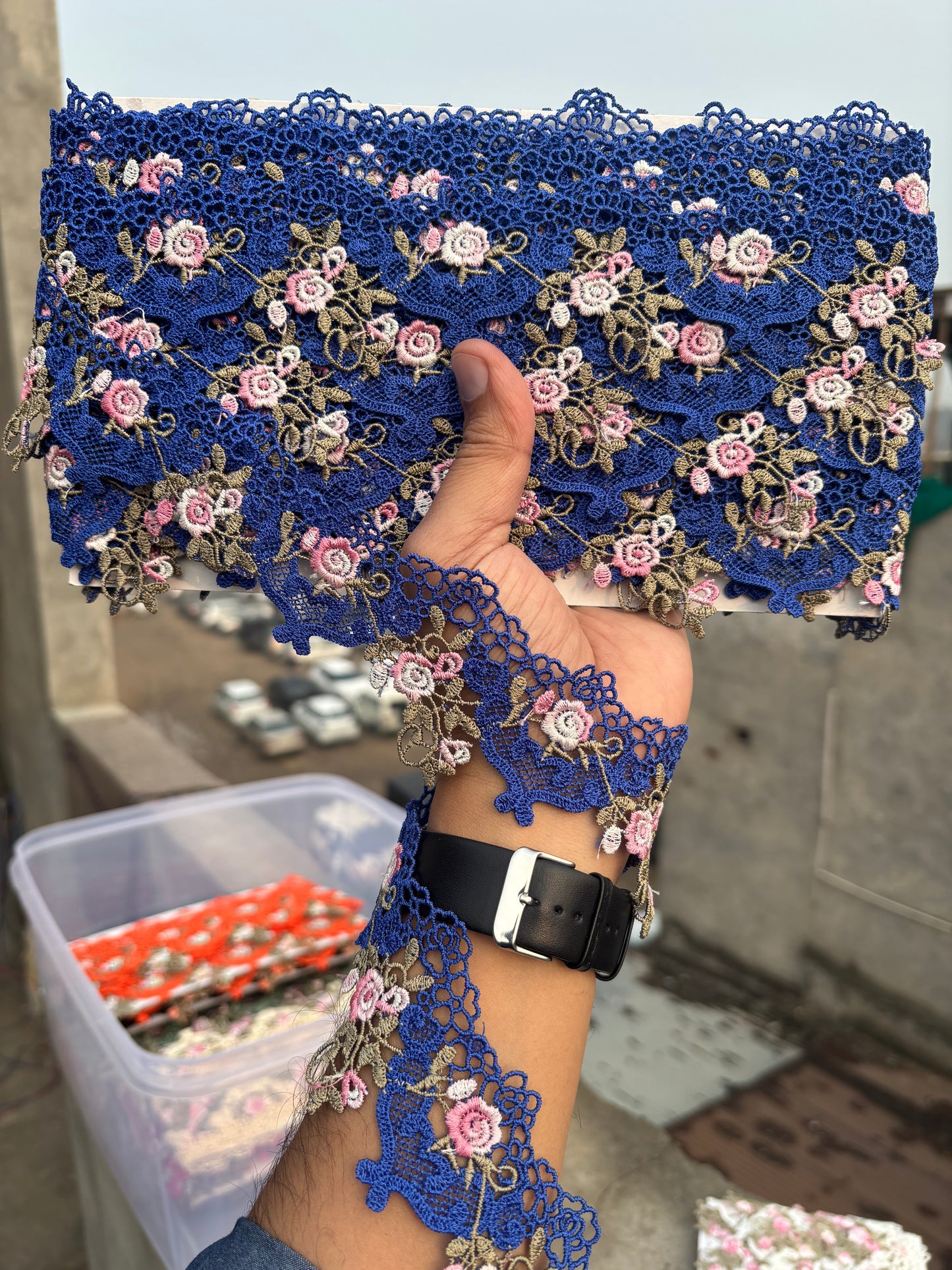 Beautiful Multicolour Guipure Laces (1 Meter) 260626