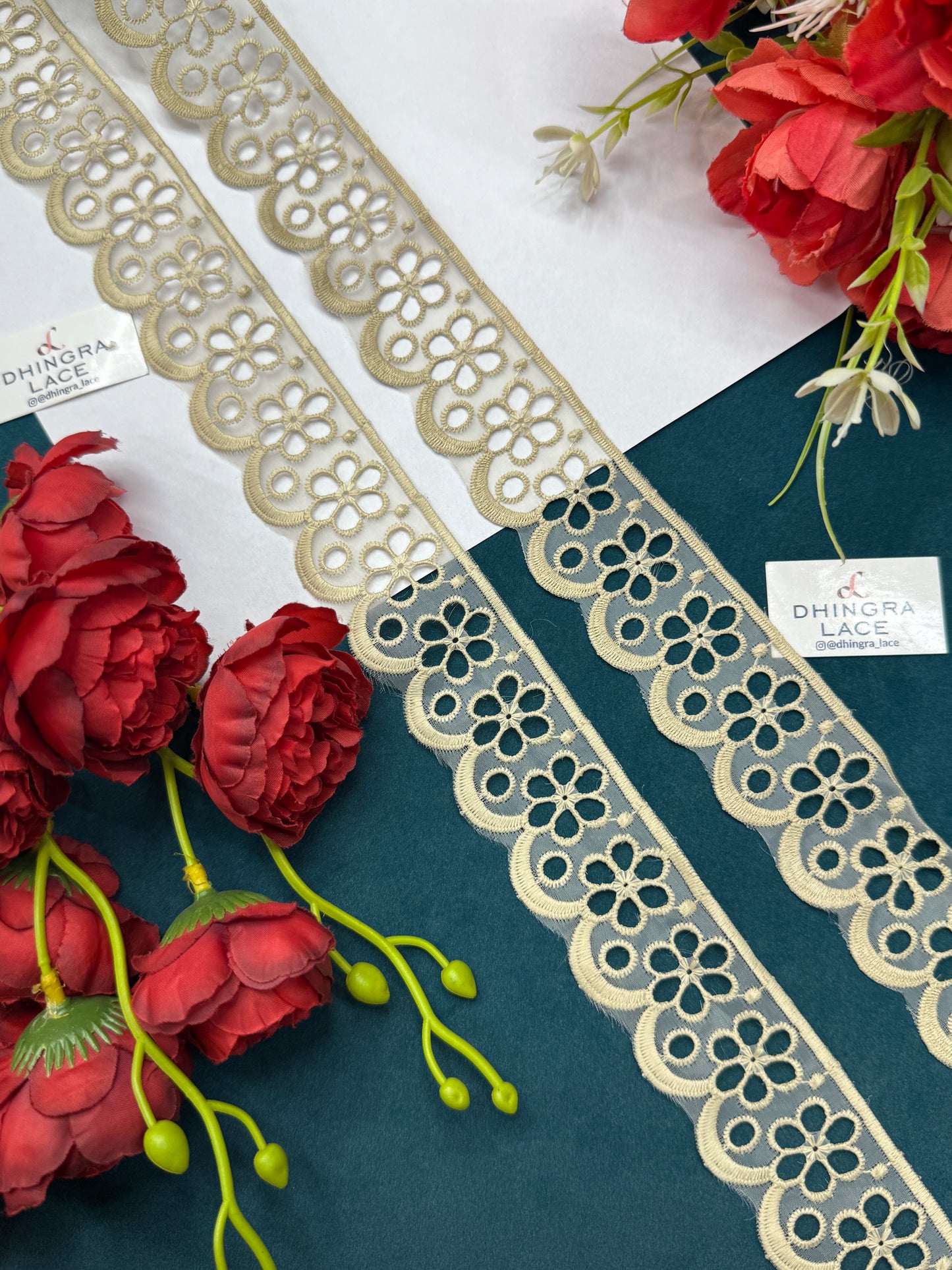 Beautiful Organza Based Scallop 1.5 Inches Broad Lace (9 Meters) 300526/050626