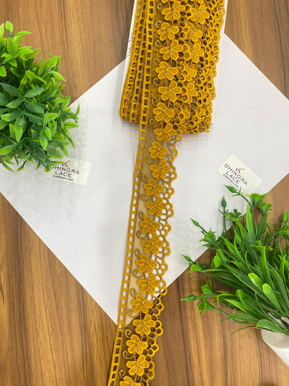 Beautiful Net Based Zari Work Guipure Lace (1 Meter) 090626