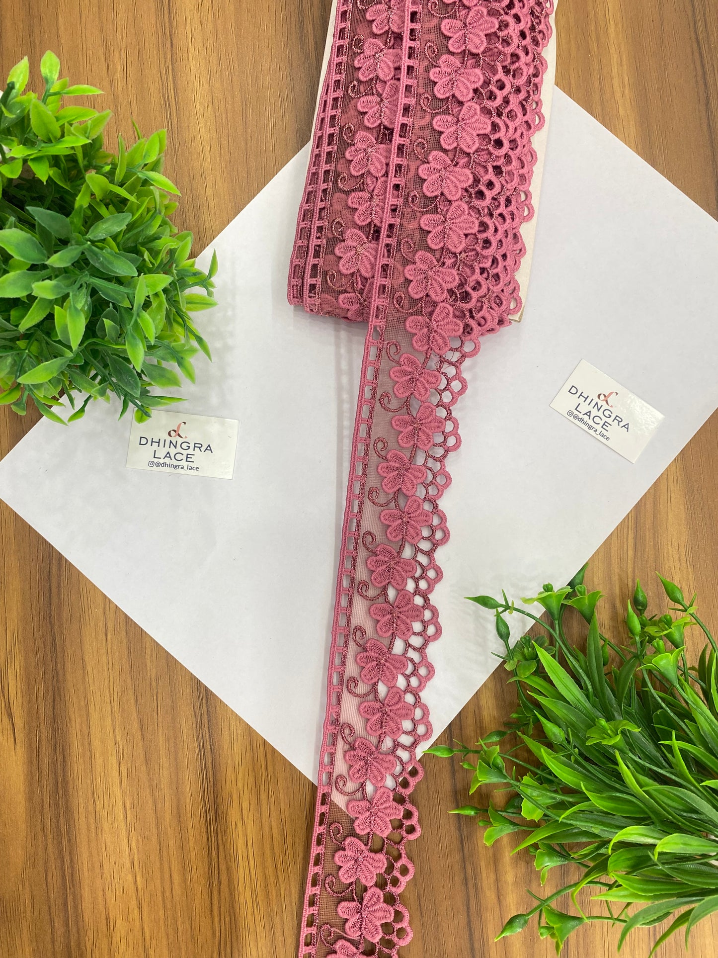 Beautiful Net Based Zari Work Guipure Lace (1 Meter) 090626