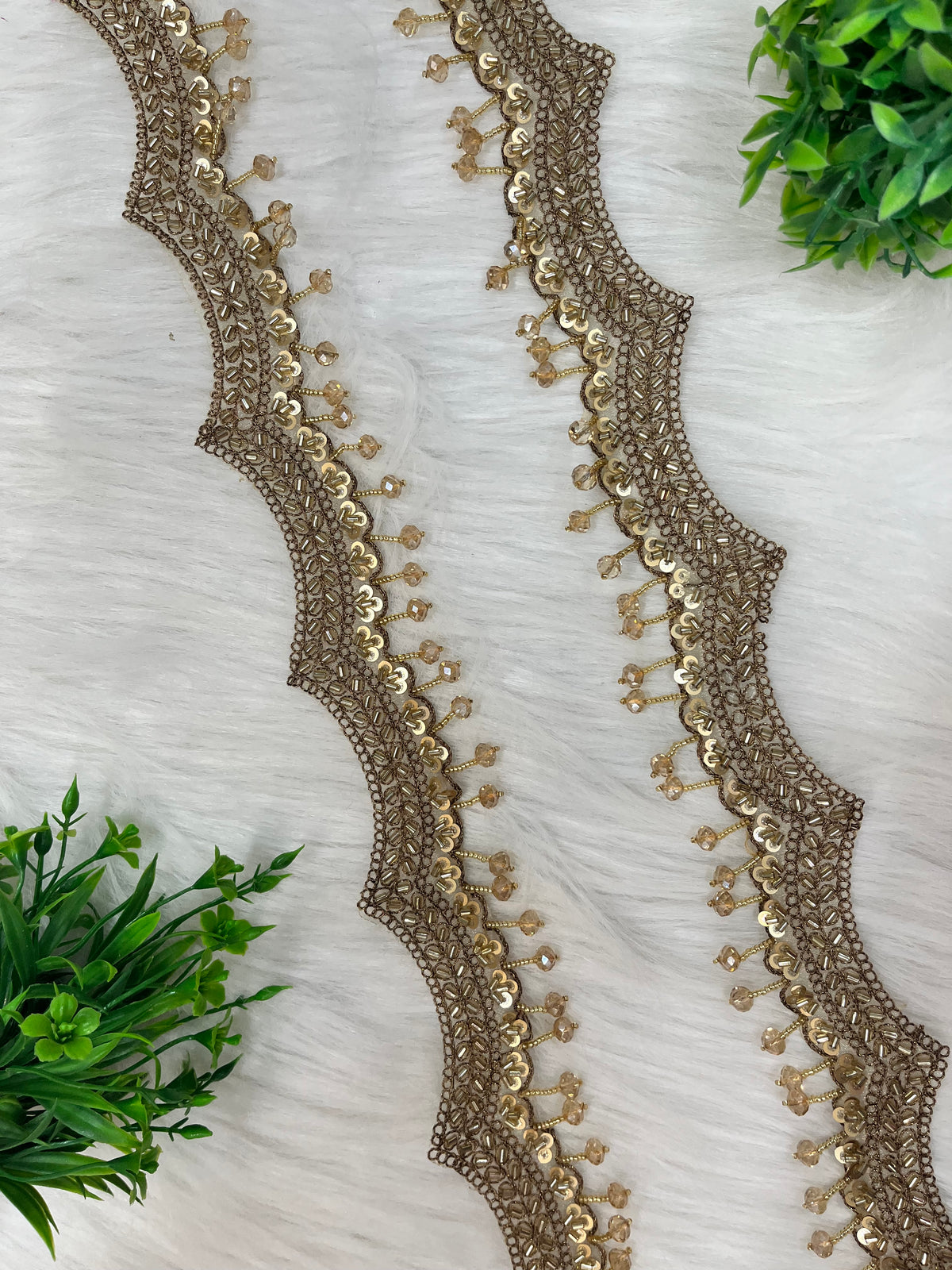 Handwork Scallop Hanging Crystals Lace (3 Meters) 250926