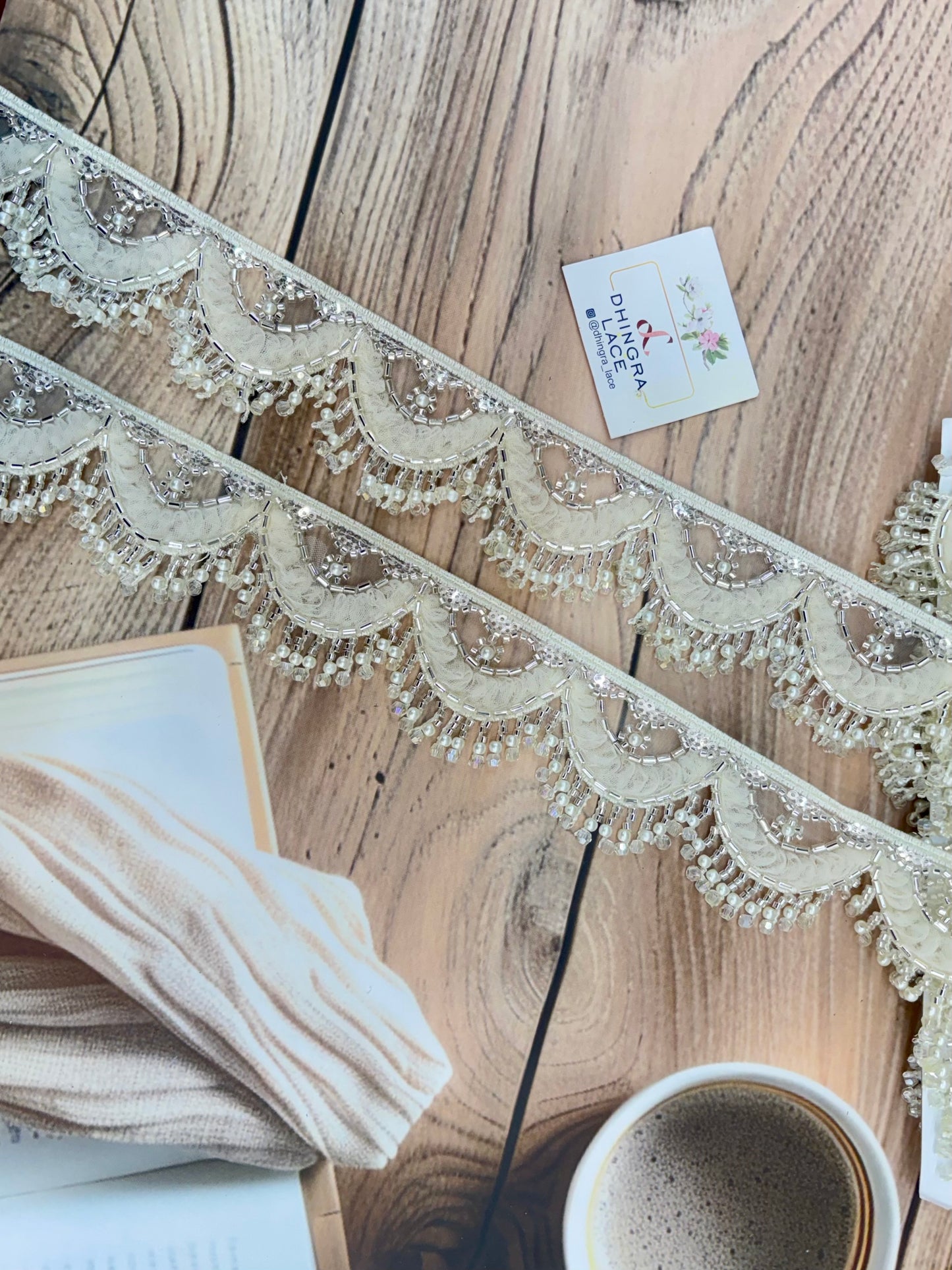 Beautiful Hanging Lace Cream 220725
