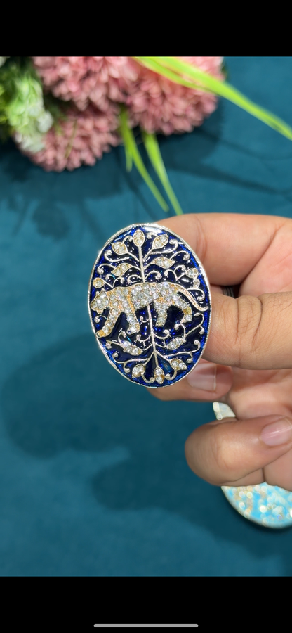 Beautiful Zarkan Work Metal Brooches (1 Piece) 030726