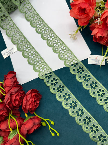 Beautiful Organza Based Scallop 1.5 Inches Broad Lace (9 Meters) 300526/050626