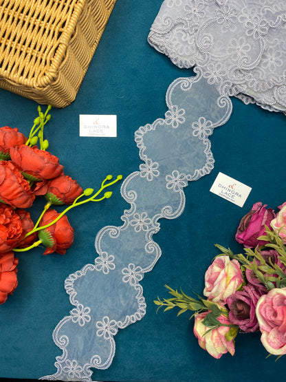 Beautiful Organza Based Scallop Lace (1 Meter) 060626