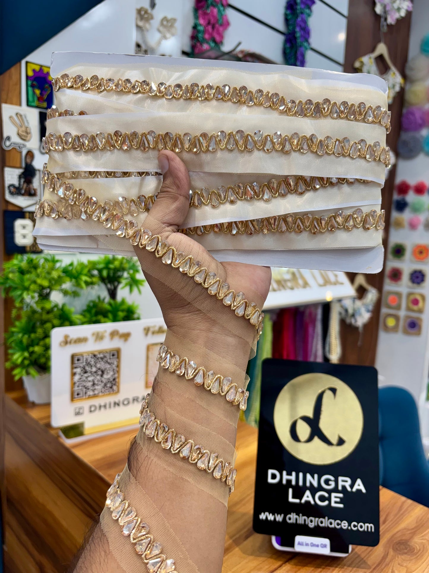 Beautiful Net Based Crystal Work Lace 141025