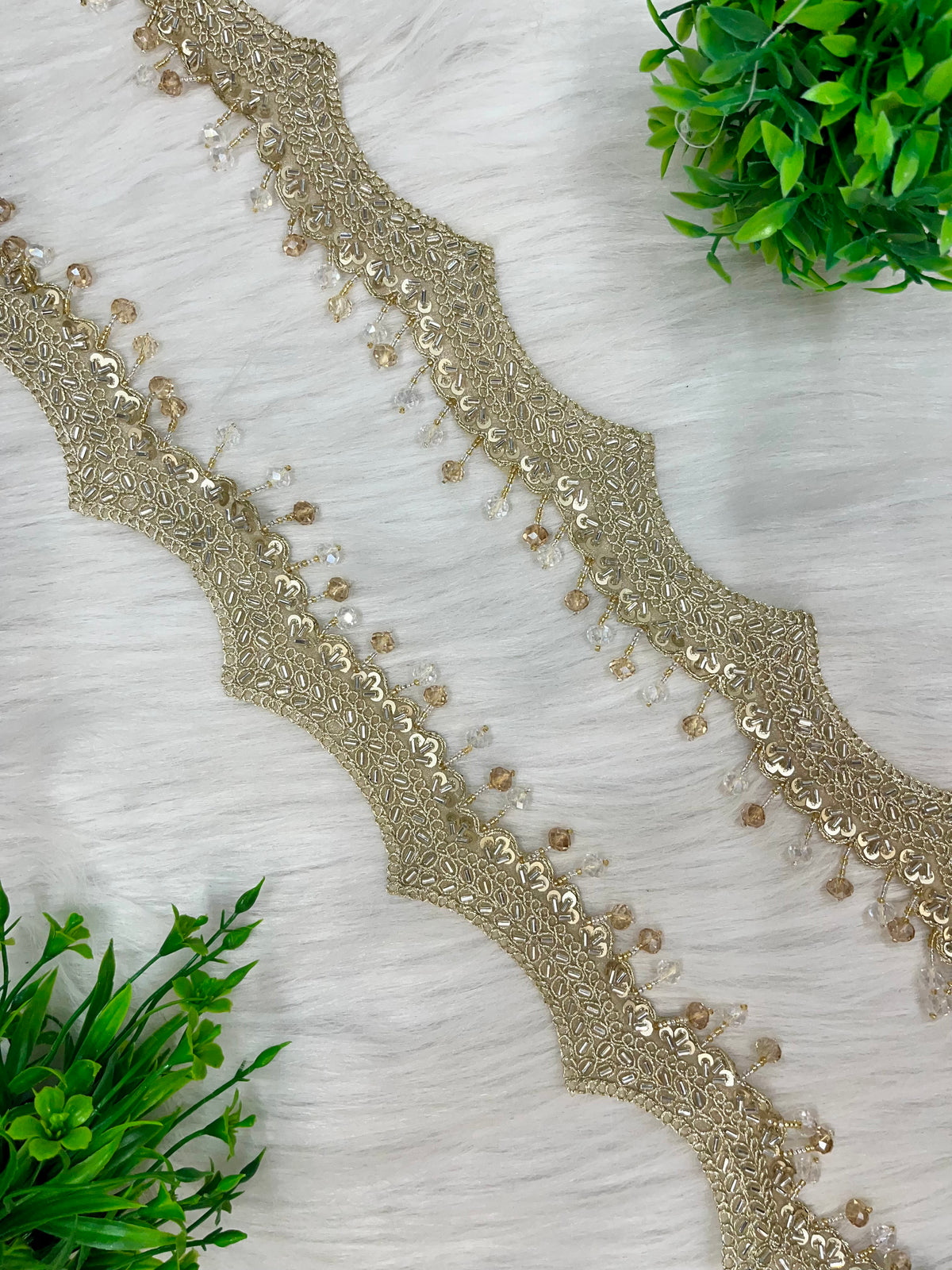 Handwork Scallop Hanging Crystals Lace (3 Meters) 250926