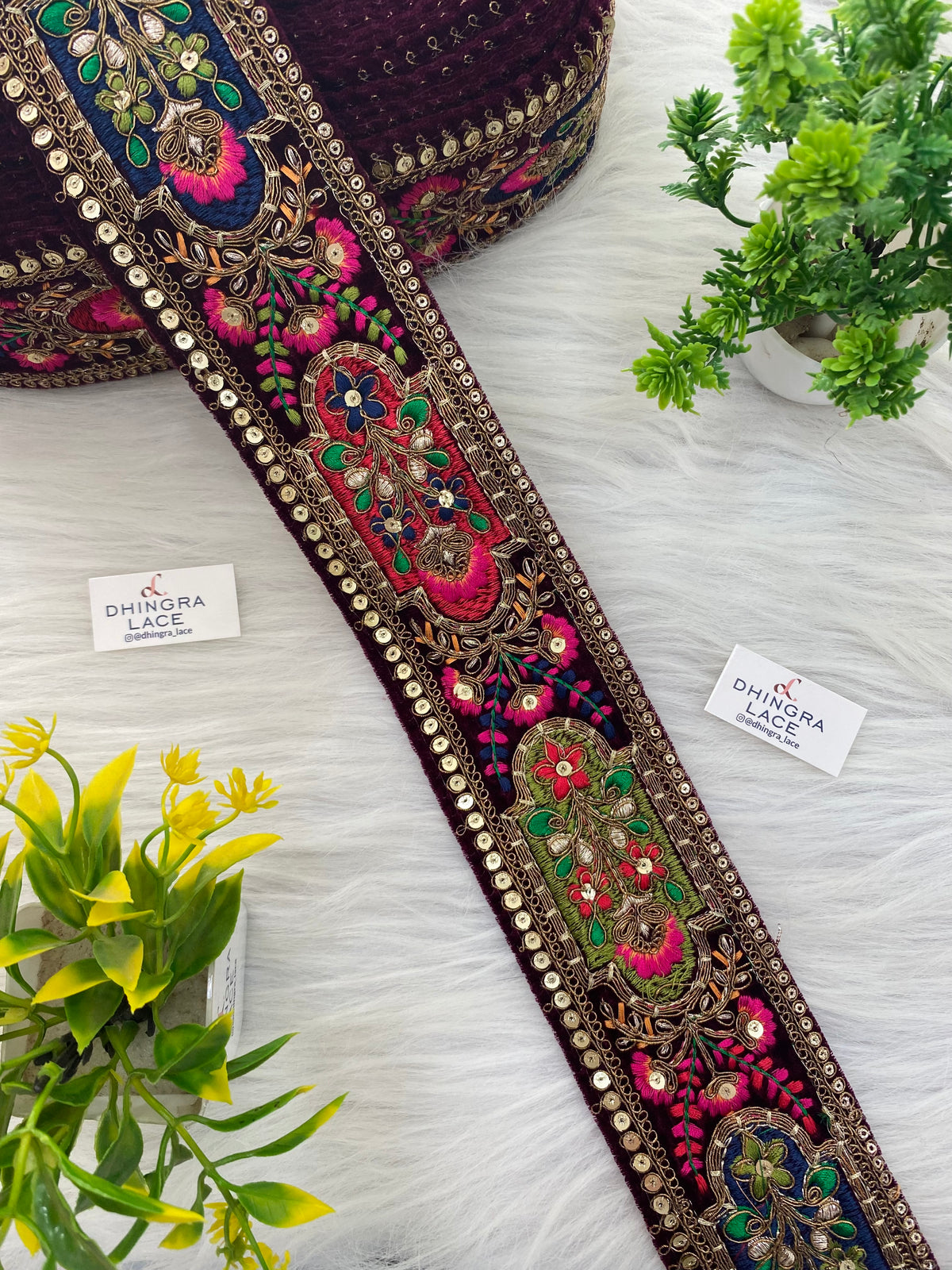 Velvet Based Multithread Work Zari Border (9 Meters) 011026