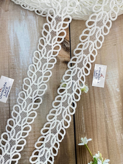 Beautiful Guipure Lace White 020326