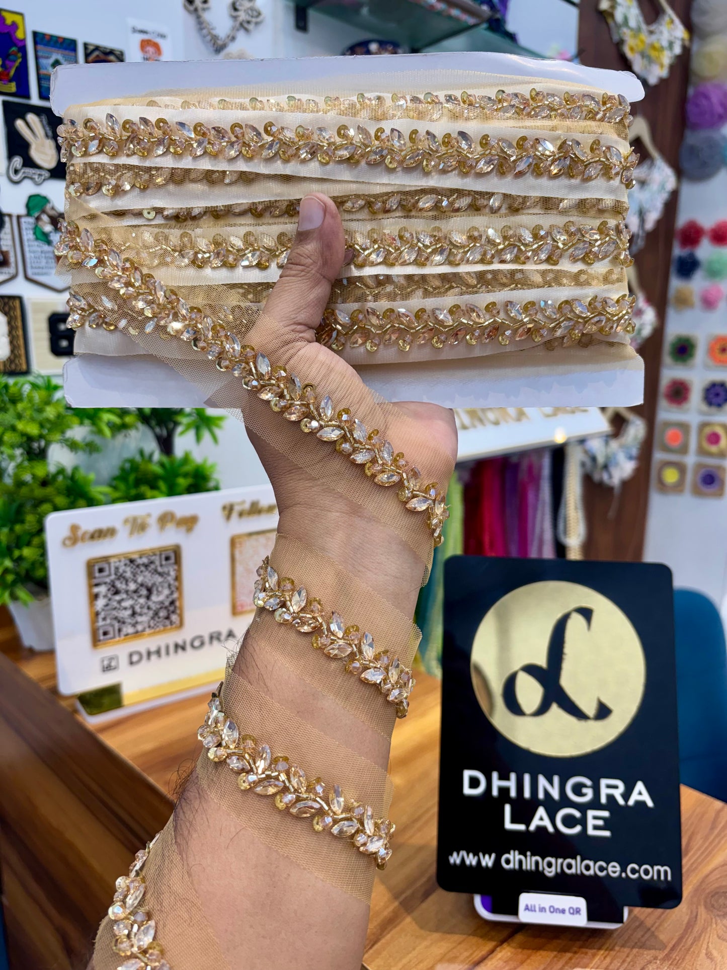 Beautiful Net Based Crystal Work Lace 141025