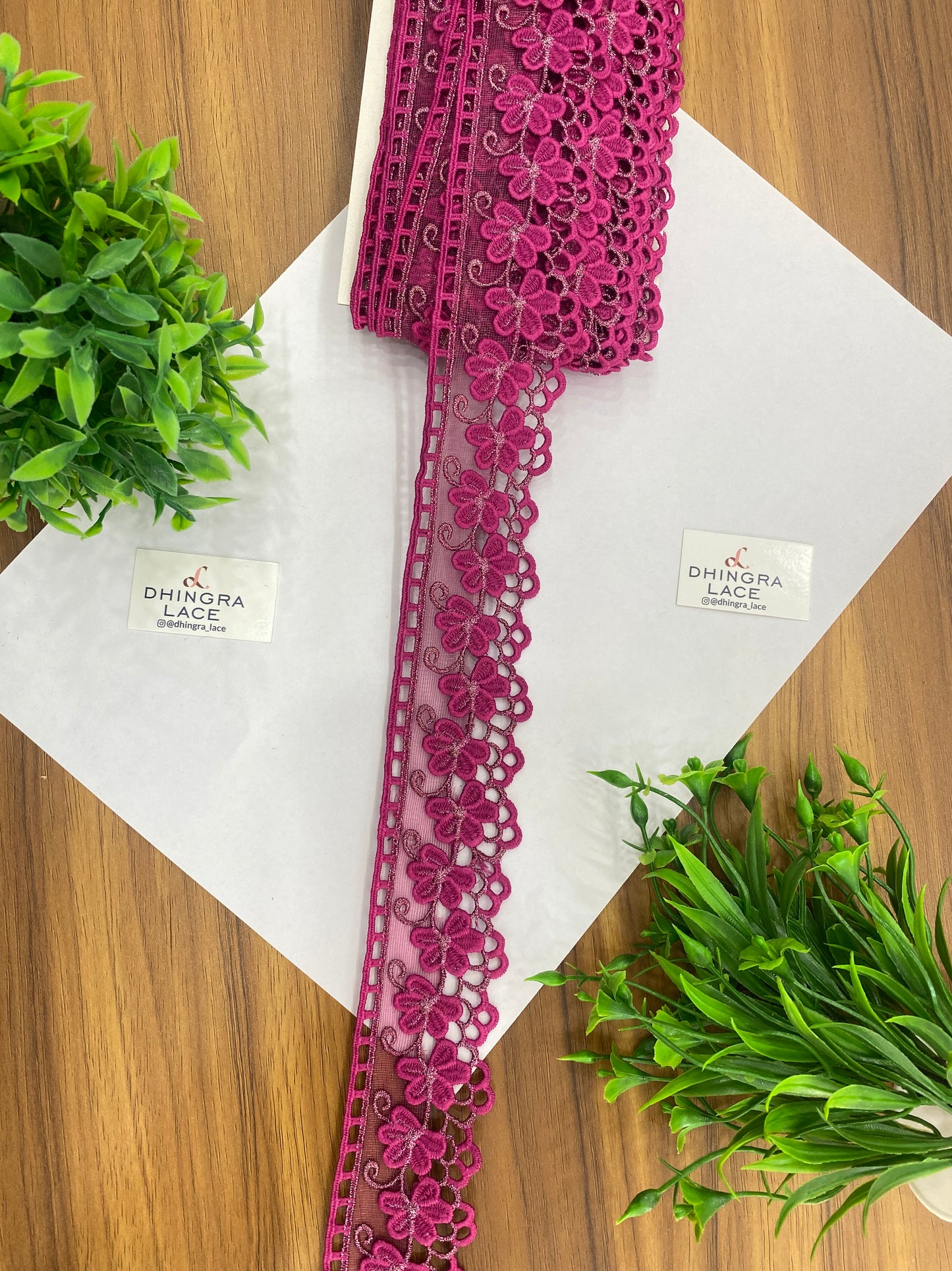 Beautiful Net Based Zari Work Guipure Lace (1 Meter) 090626