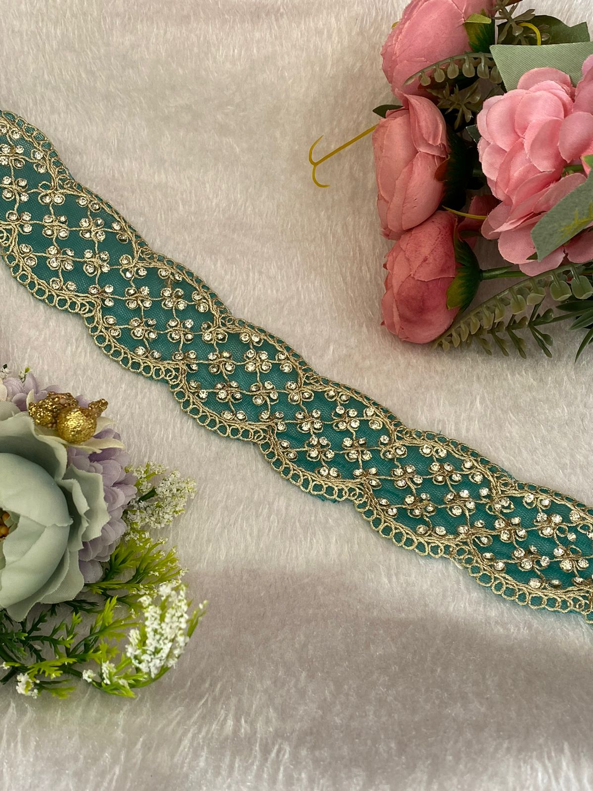 Beautiful Handwork Zarkan Work 1.5 Inches Broad Lace Green 130824